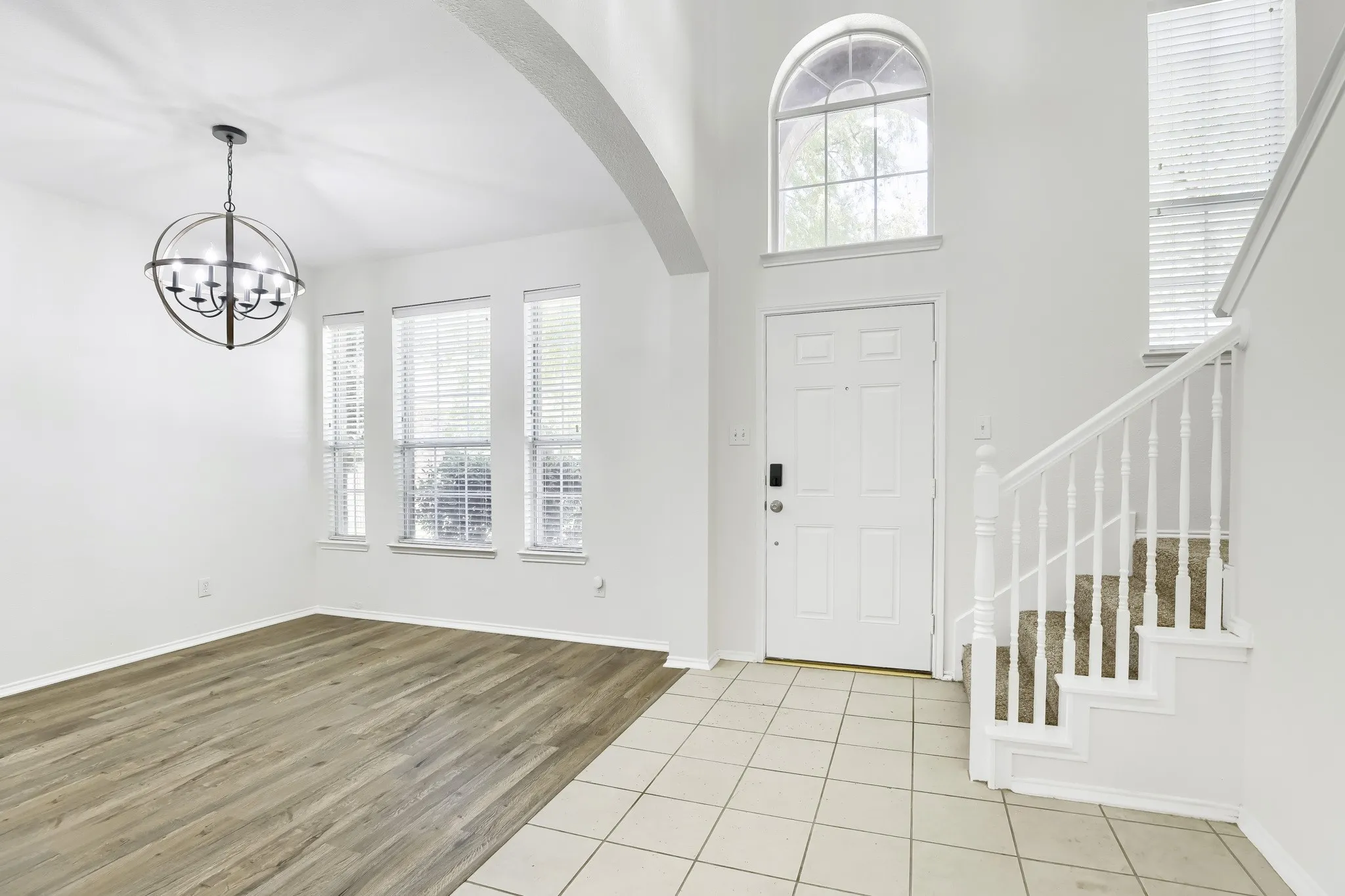 Single Family Residence For Sale in Collin County , 5905 Big Pine Drive, Mc Kinney, Texas 75070, 4 Bedroom, 3 Bathroom, 1 Garage spaces, 2,617 Sqft, built in 2002, mls#21363044, Real Estate Agent in Mc Kinney, Homes For Sale in Collin county, Homes For Sale in Mc Kinney, Realtor in Mc Kinney Texas, Real Estate Brokerage Independent Realty Texas, Luminita Cordes Realtor