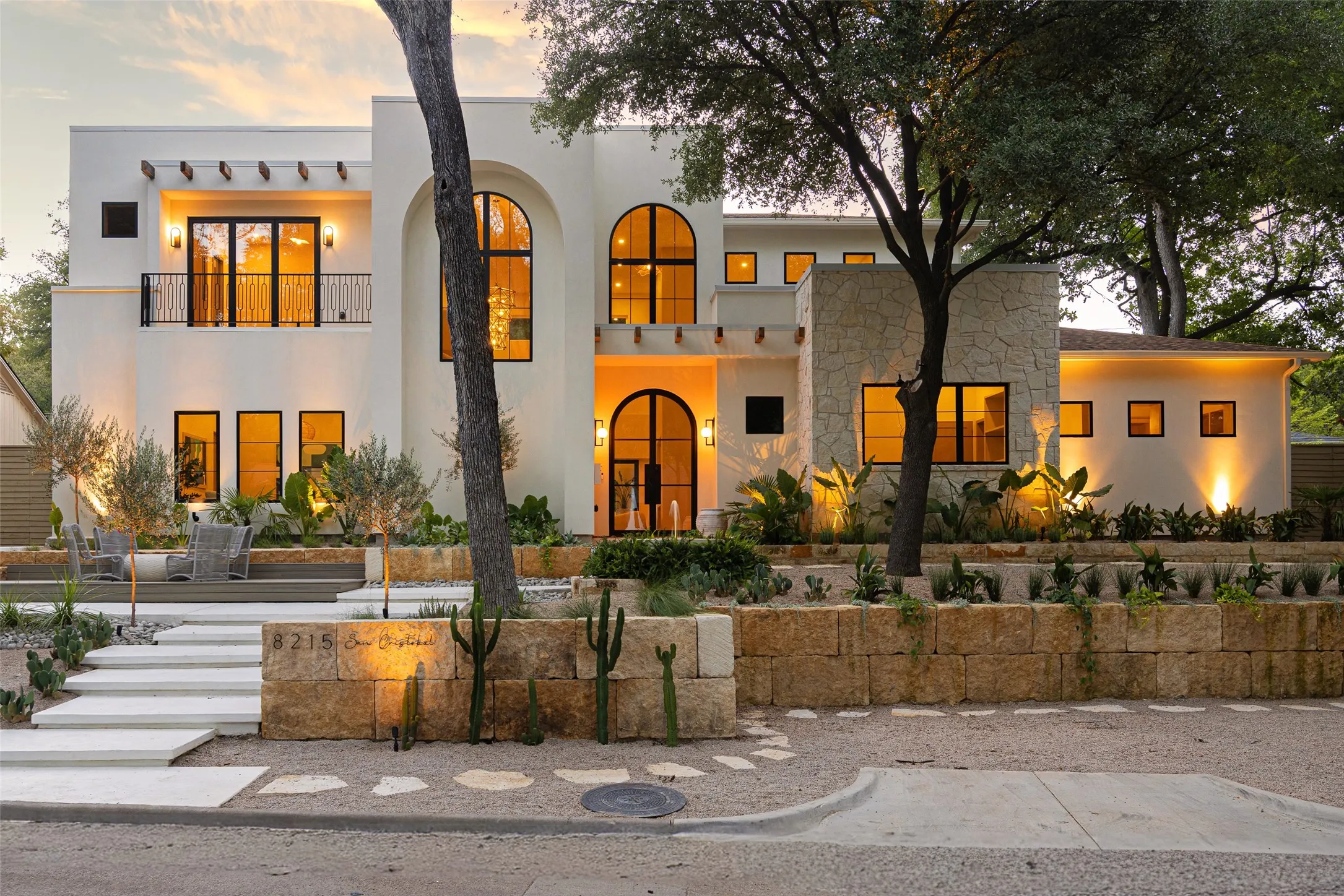 Single Family Residence For Sale in Dallas County , 8215 San Cristobal Drive, Dallas, Texas 75218, 5 Bedroom, 6 Bathroom, 3 Garage spaces, 5,020 Sqft, built in 2025, mls#21364687, Real Estate Agent in Dallas, Homes For Sale in Dallas county, Homes For Sale in Dallas, Realtor in Dallas Texas, Real Estate Brokerage Independent Realty Texas, Luminita Cordes Realtor