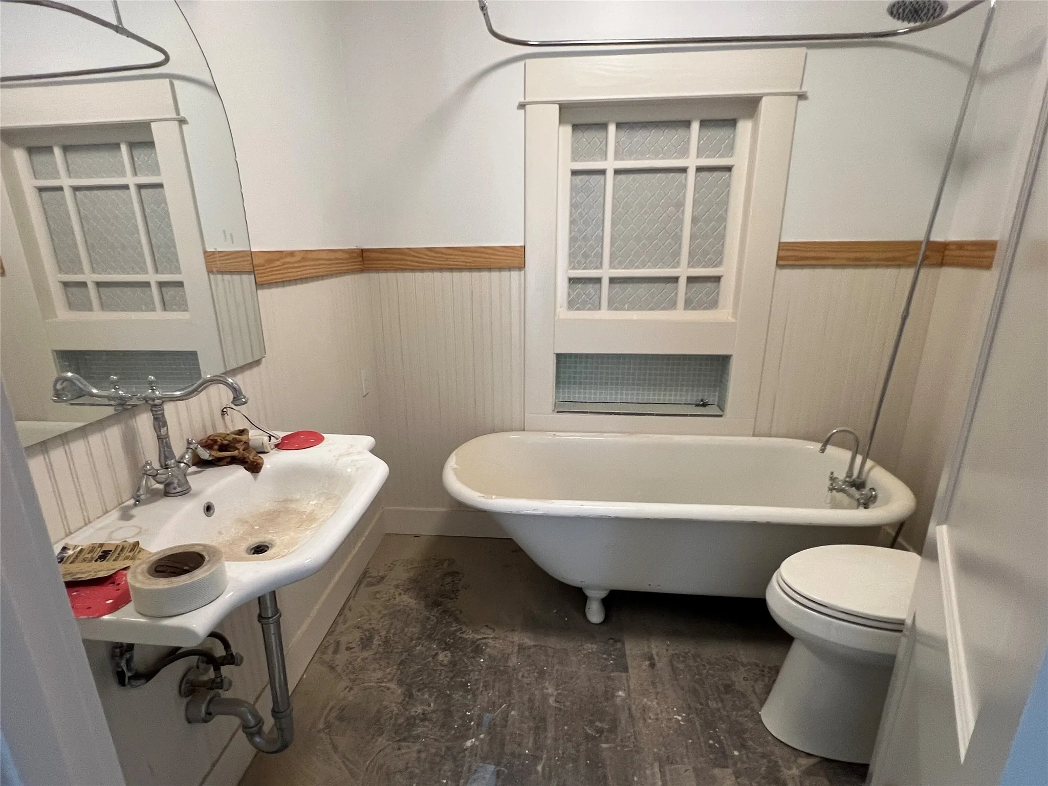 Single Family Residence For Sale in Dallas County , 5511 Tremont Street, Dallas, Texas 75214, 5 Bedroom, 3 Bathroom, 2 Garage spaces, 2,684 Sqft, built in 1930, mls#21366517, Real Estate Agent in Dallas, Homes For Sale in Dallas county, Homes For Sale in Dallas, Realtor in Dallas Texas, Real Estate Brokerage Independent Realty Texas, Luminita Cordes Realtor