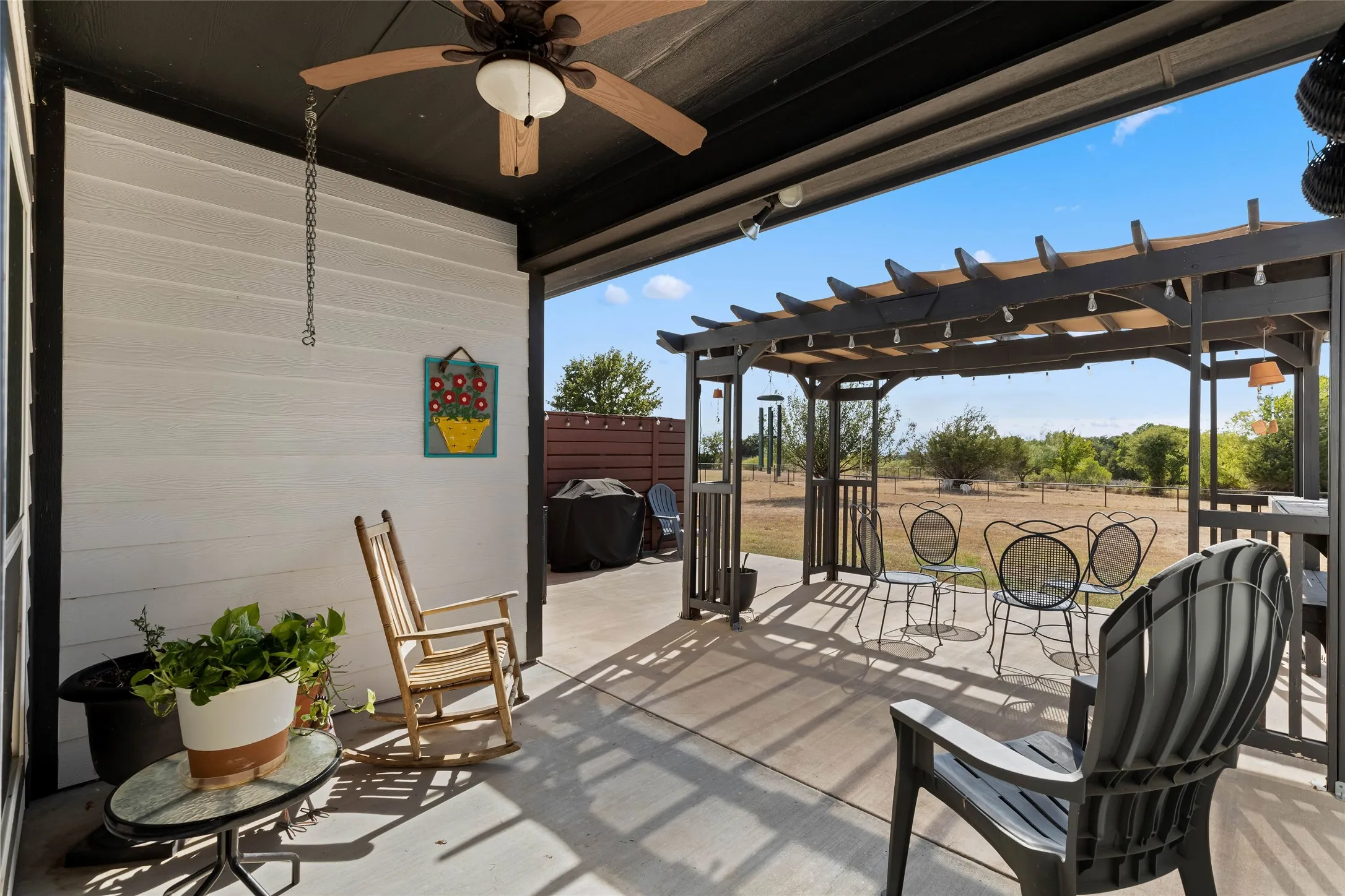 Single Family Residence For Sale in Wise County , 6093 S Fm 730, Decatur, Texas 76234, 3 Bedroom, 3 Bathroom, 2 Garage spaces, 1,904 Sqft, built in 2018, mls#21363034, Real Estate Agent in Decatur, Homes For Sale in Wise county, Homes For Sale in Decatur, Realtor in Decatur Texas, Real Estate Brokerage Independent Realty Texas, Luminita Cordes Realtor