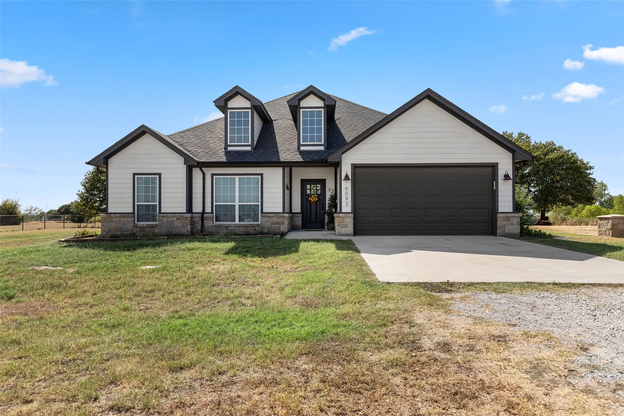 Single Family Residence For Sale in Wise County , 6093 S Fm 730, Decatur, Texas 76234, 3 Bedroom, 3 Bathroom, 2 Garage spaces, 1,904 Sqft, built in 2018, mls#21363034, Real Estate Agent in Decatur, Homes For Sale in Wise county, Homes For Sale in Decatur, Realtor in Decatur Texas, Real Estate Brokerage Independent Realty Texas, Luminita Cordes Realtor