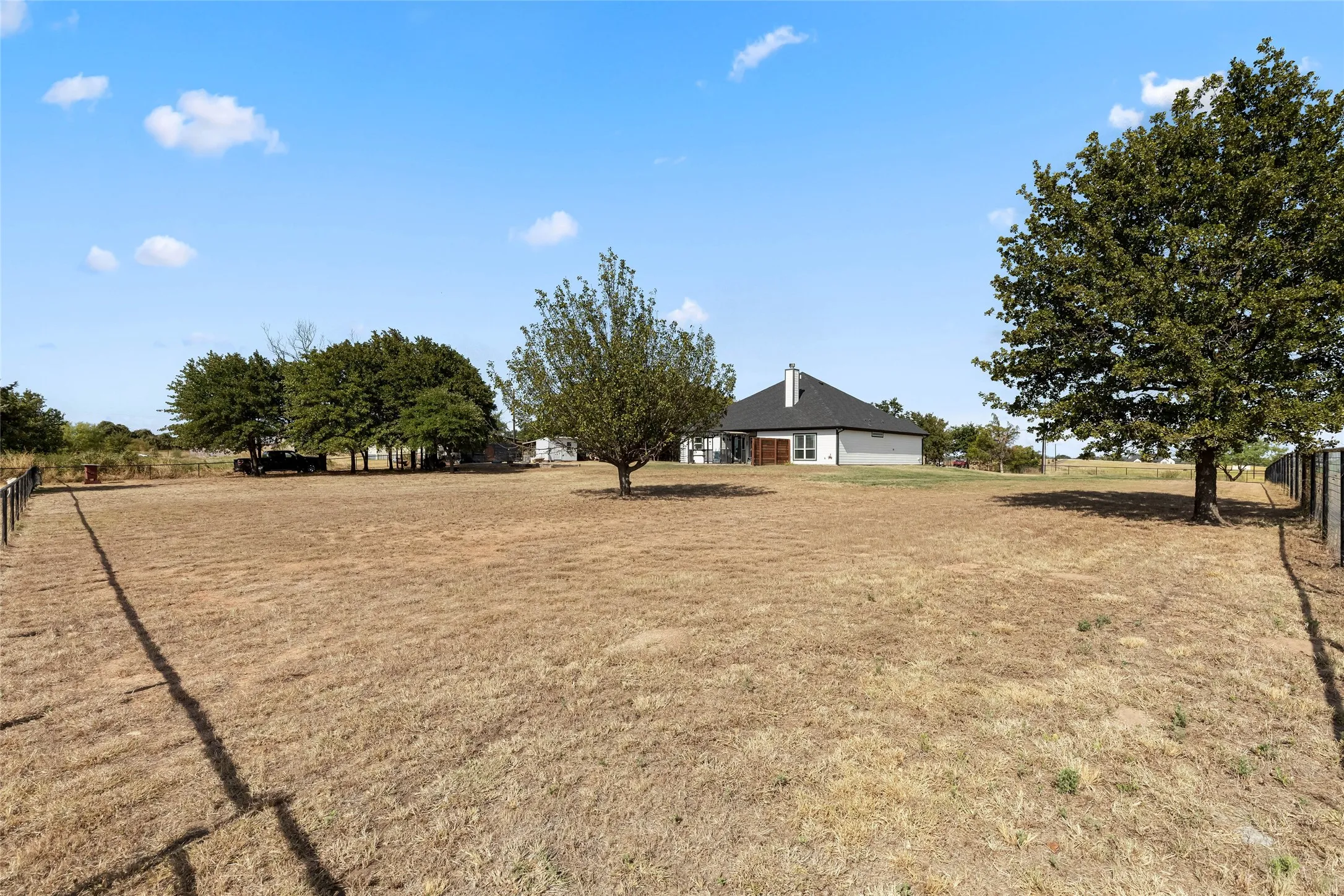 Single Family Residence For Sale in Wise County , 6093 S Fm 730, Decatur, Texas 76234, 3 Bedroom, 3 Bathroom, 2 Garage spaces, 1,904 Sqft, built in 2018, mls#21363034, Real Estate Agent in Decatur, Homes For Sale in Wise county, Homes For Sale in Decatur, Realtor in Decatur Texas, Real Estate Brokerage Independent Realty Texas, Luminita Cordes Realtor
