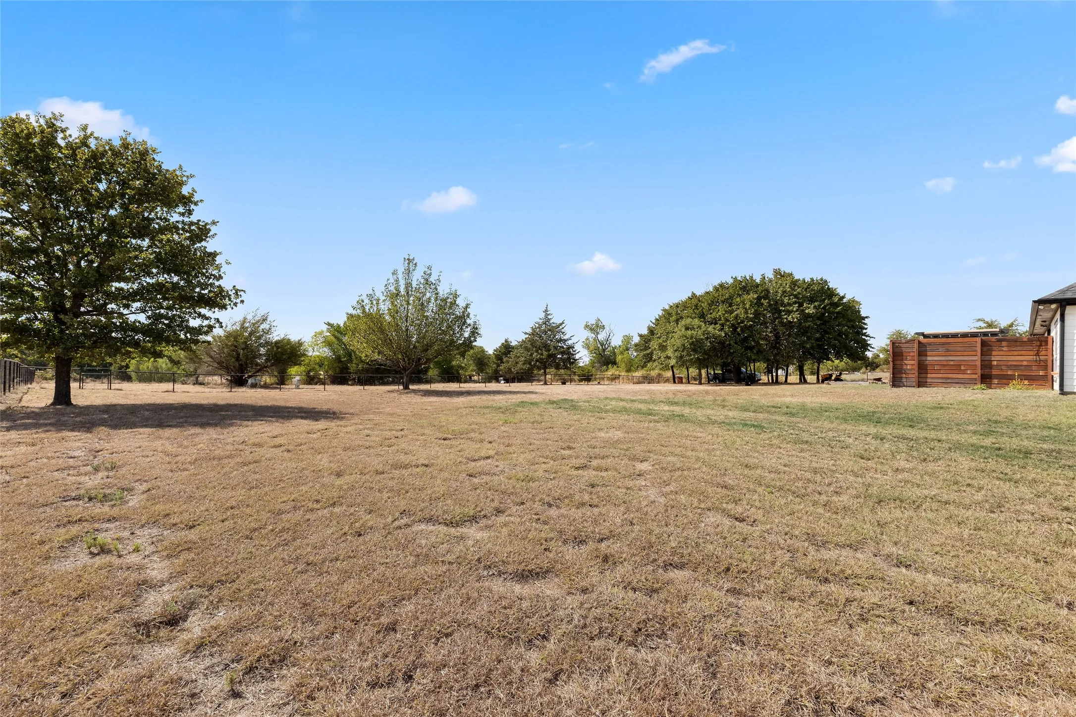 Single Family Residence For Sale in Wise County , 6093 S Fm 730, Decatur, Texas 76234, 3 Bedroom, 3 Bathroom, 2 Garage spaces, 1,904 Sqft, built in 2018, mls#21363034, Real Estate Agent in Decatur, Homes For Sale in Wise county, Homes For Sale in Decatur, Realtor in Decatur Texas, Real Estate Brokerage Independent Realty Texas, Luminita Cordes Realtor