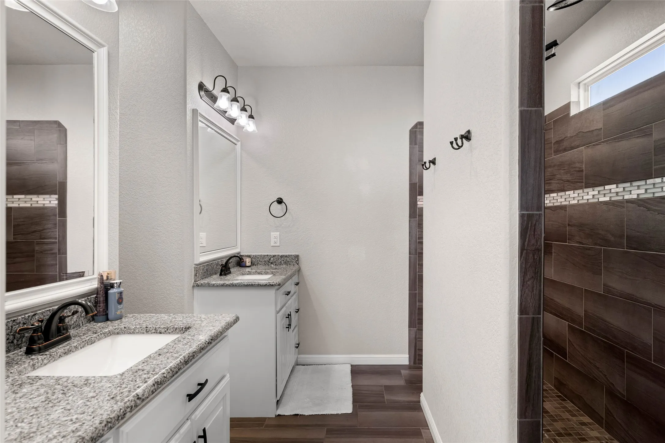Single Family Residence For Sale in Wise County , 6093 S Fm 730, Decatur, Texas 76234, 3 Bedroom, 3 Bathroom, 2 Garage spaces, 1,904 Sqft, built in 2018, mls#21363034, Real Estate Agent in Decatur, Homes For Sale in Wise county, Homes For Sale in Decatur, Realtor in Decatur Texas, Real Estate Brokerage Independent Realty Texas, Luminita Cordes Realtor