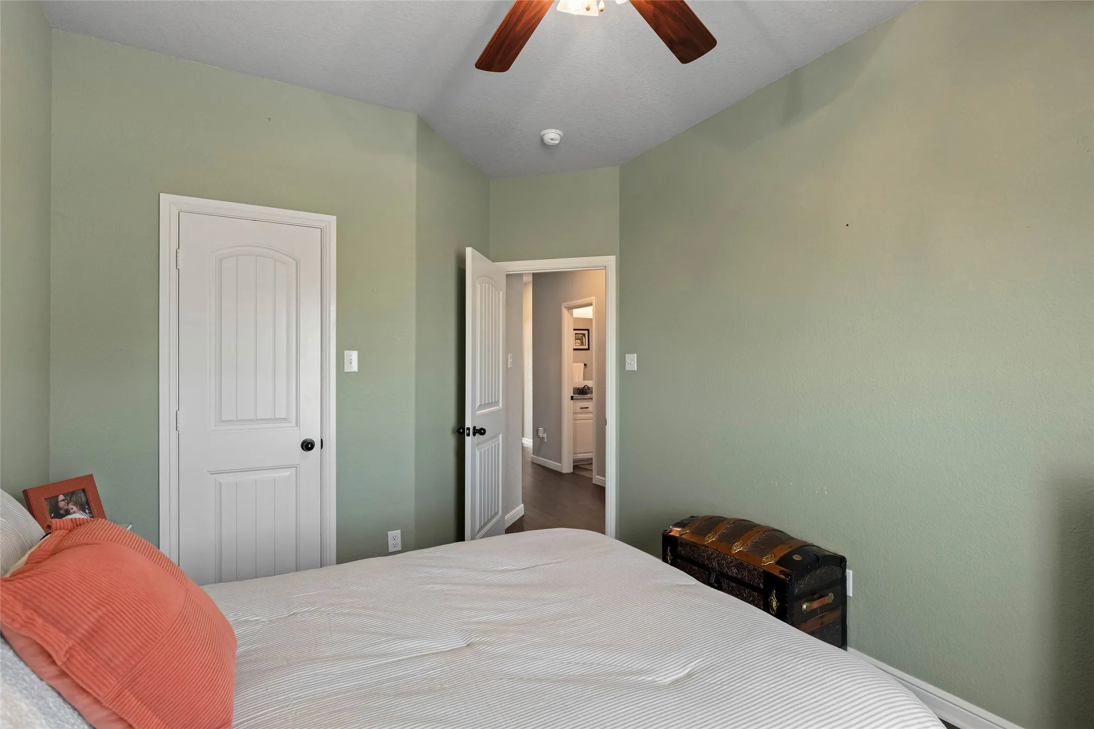 Single Family Residence For Sale in Wise County , 6093 S Fm 730, Decatur, Texas 76234, 3 Bedroom, 3 Bathroom, 2 Garage spaces, 1,904 Sqft, built in 2018, mls#21363034, Real Estate Agent in Decatur, Homes For Sale in Wise county, Homes For Sale in Decatur, Realtor in Decatur Texas, Real Estate Brokerage Independent Realty Texas, Luminita Cordes Realtor