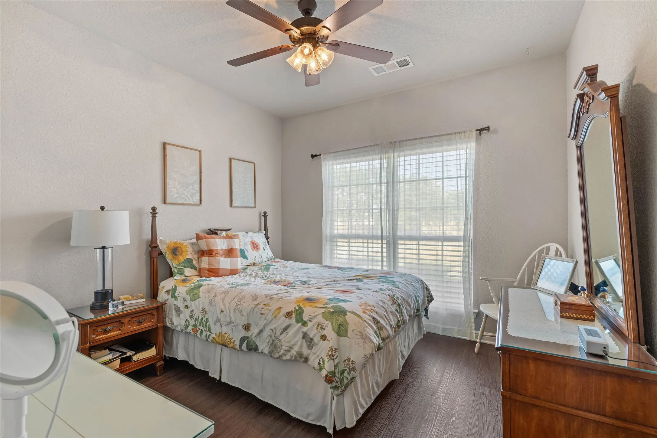 Single Family Residence For Sale in Wise County , 6093 S Fm 730, Decatur, Texas 76234, 3 Bedroom, 3 Bathroom, 2 Garage spaces, 1,904 Sqft, built in 2018, mls#21363034, Real Estate Agent in Decatur, Homes For Sale in Wise county, Homes For Sale in Decatur, Realtor in Decatur Texas, Real Estate Brokerage Independent Realty Texas, Luminita Cordes Realtor