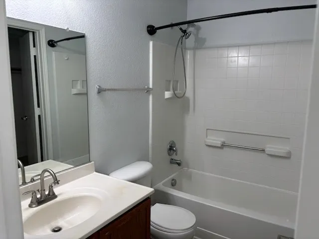 Single Family Residence For Rent in Collin County , 2601 Mitchell Lane, Anna, Texas 75409, 3 Bedroom, 2 Bathroom, 2 Garage spaces, 1,601 Sqft, built in 2004, mls#21366703, Real Estate Agent in Anna, Homes For Rent in Collin county, Homes For Rent in Anna, Realtor in Anna Texas, Real Estate Brokerage Independent Realty Texas, Luminita Cordes Realtor