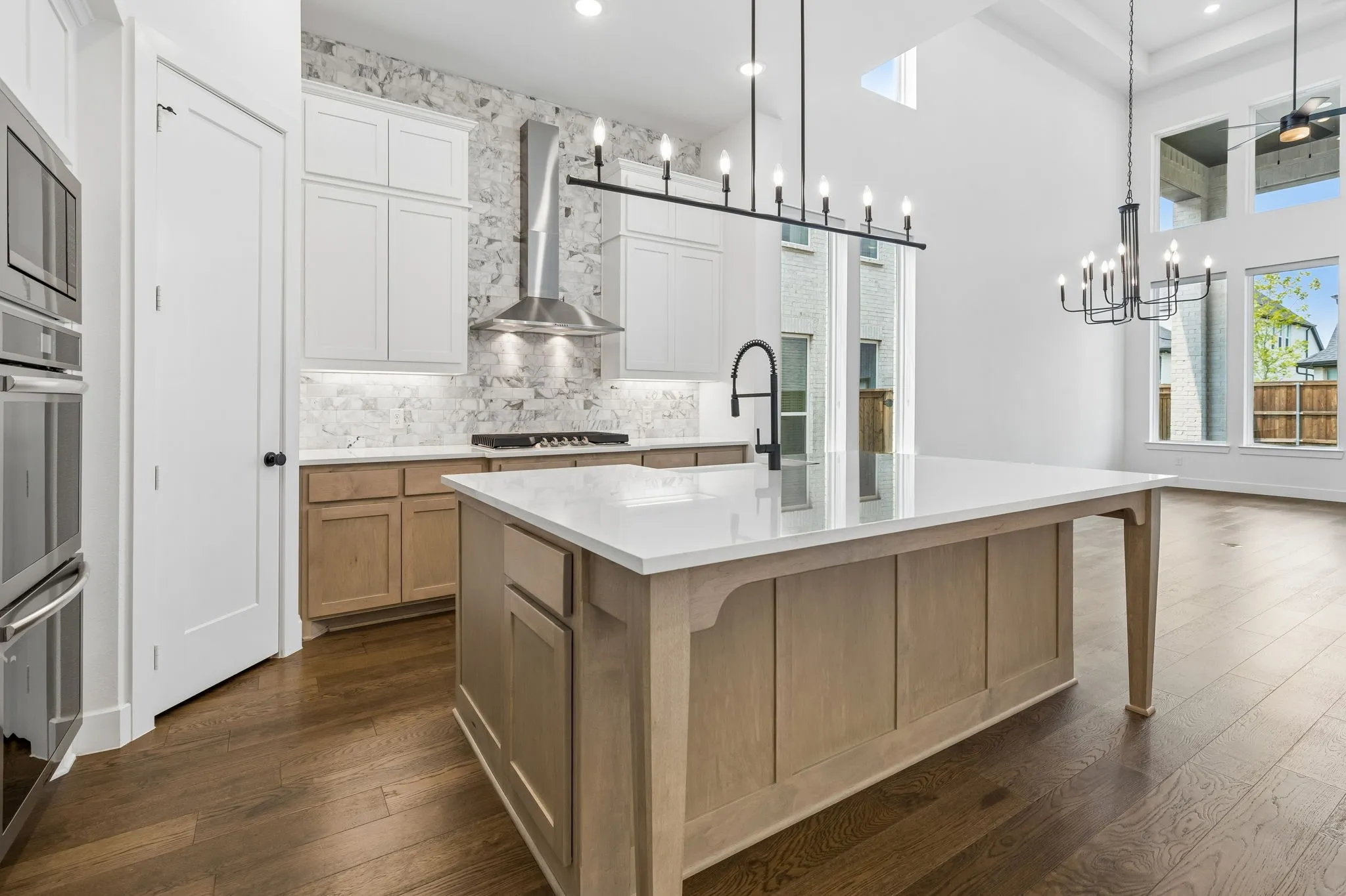 Single Family Residence For Sale in Denton County , 3921 Linear, Celina, Texas 75078, 4 Bedroom, 5 Bathroom, 3 Garage spaces, 3,461 Sqft, built in 2024, mls#21366668, Real Estate Agent in Celina, Homes For Sale in Denton county, Homes For Sale in Celina, Realtor in Celina Texas, Real Estate Brokerage Independent Realty Texas, Luminita Cordes Realtor