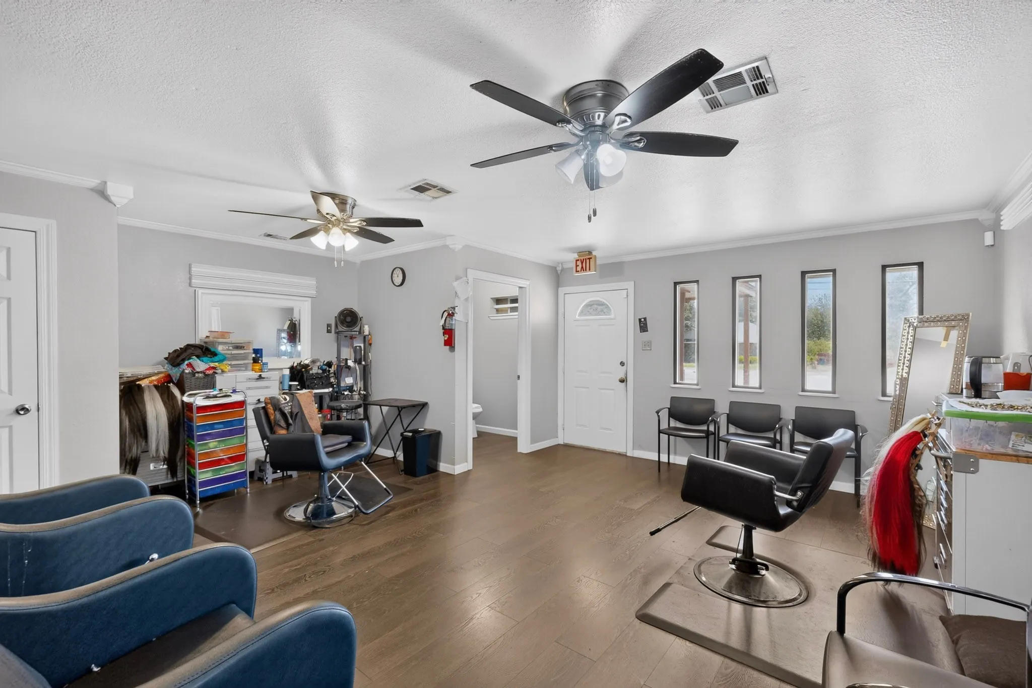 Retail For Sale in Ellis County , 1305 N Kaufman Street, Ennis, Texas 75119, 0, 0, Garage spaces, 0 Sqft, built in 1999, mls#21366610, Real Estate Agent in Ennis, Homes For Sale in Ellis county, Homes For Sale in Ennis, Realtor in Ennis Texas, Real Estate Brokerage Independent Realty Texas, Luminita Cordes Realtor