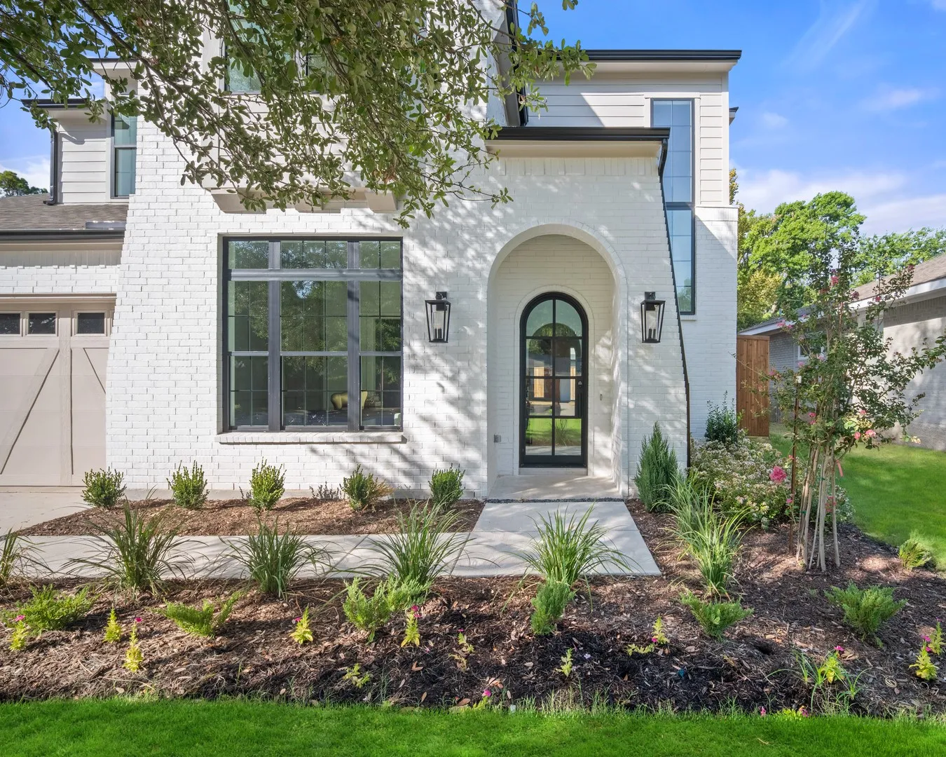 Single Family Residence For Sale in Dallas County , 603 Brookhurst Drive, Dallas, Texas 75218, 4 Bedroom, 4 Bathroom, 2 Garage spaces, 3,878 Sqft, built in 2026, mls#21366705, Real Estate Agent in Dallas, Homes For Sale in Dallas county, Homes For Sale in Dallas, Realtor in Dallas Texas, Real Estate Brokerage Independent Realty Texas, Luminita Cordes Realtor