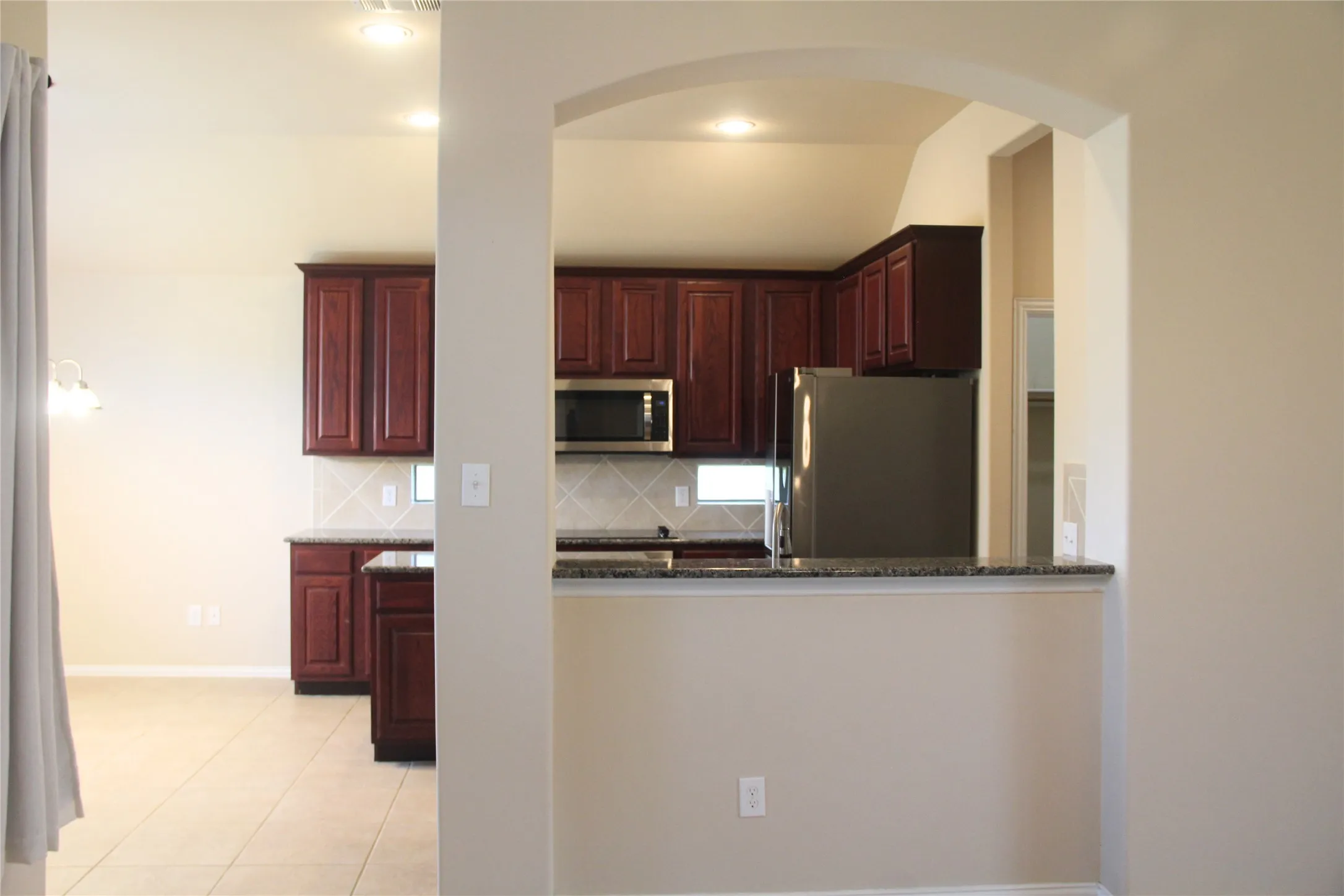 Single Family Residence For Rent in Tarrant County , 5913 Haven Lake Way, Fort Worth, Texas 76244, 4 Bedroom, 2 Bathroom, 2 Garage spaces, 2,343 Sqft, built in 2010, mls#21365431, Real Estate Agent in Fort Worth, Homes For Rent in Tarrant county, Homes For Rent in Fort Worth, Realtor in Fort Worth Texas, Real Estate Brokerage Independent Realty Texas, Luminita Cordes Realtor