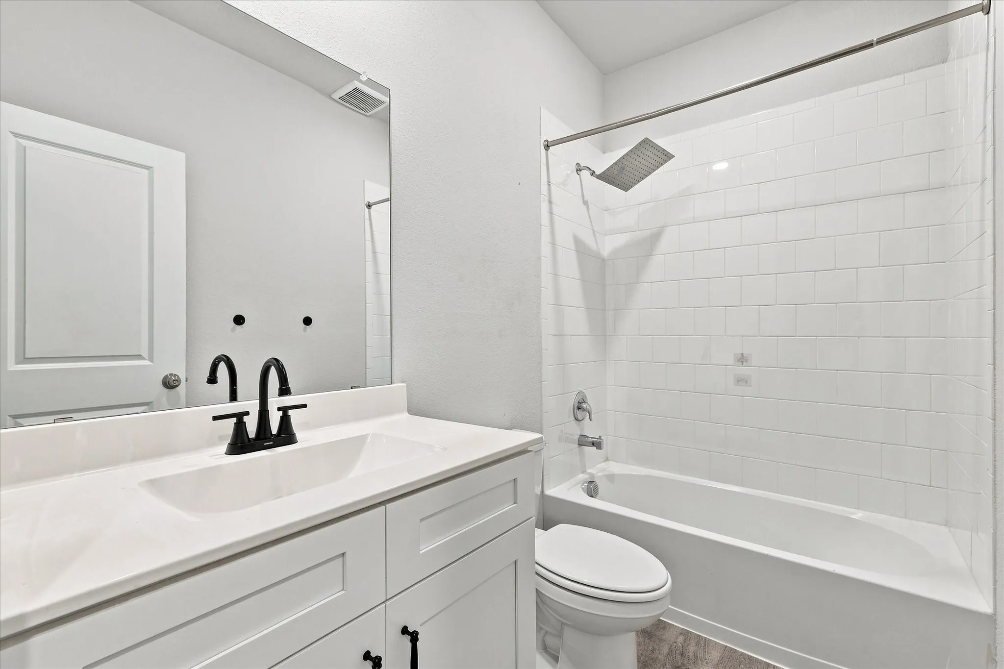 Single Family Residence For Sale in Tarrant County , 416 Passenger Trail, Fort Worth, Texas 76131, 4 Bedroom, 2 Bathroom, 2 Garage spaces, 1,822 Sqft, built in 2023, mls#21364285, Real Estate Agent in Fort Worth, Homes For Sale in Tarrant county, Homes For Sale in Fort Worth, Realtor in Fort Worth Texas, Real Estate Brokerage Independent Realty Texas, Luminita Cordes Realtor