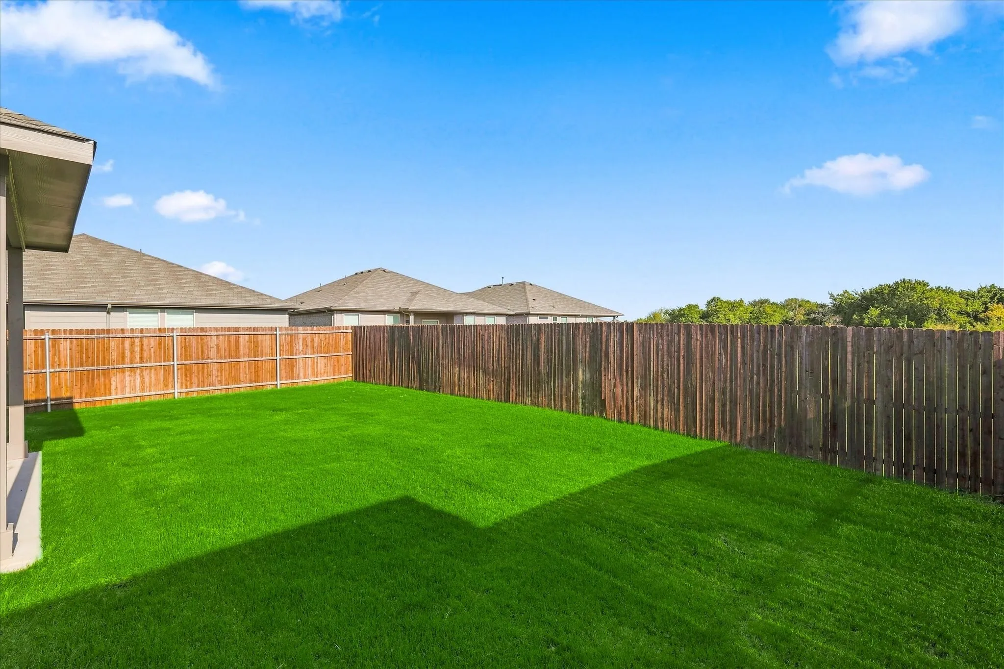 Single Family Residence For Sale in Tarrant County , 416 Passenger Trail, Fort Worth, Texas 76131, 4 Bedroom, 2 Bathroom, 2 Garage spaces, 1,822 Sqft, built in 2023, mls#21364285, Real Estate Agent in Fort Worth, Homes For Sale in Tarrant county, Homes For Sale in Fort Worth, Realtor in Fort Worth Texas, Real Estate Brokerage Independent Realty Texas, Luminita Cordes Realtor
