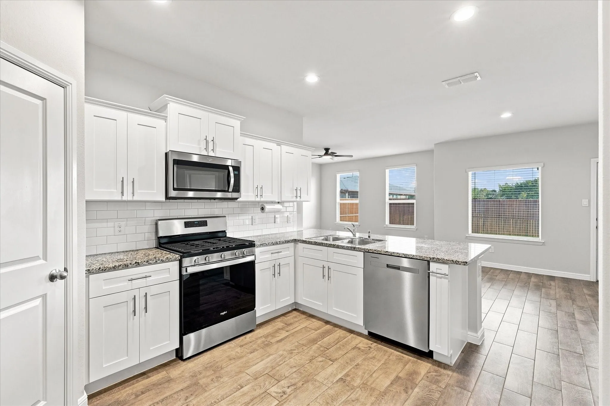 Single Family Residence For Sale in Tarrant County , 416 Passenger Trail, Fort Worth, Texas 76131, 4 Bedroom, 2 Bathroom, 2 Garage spaces, 1,822 Sqft, built in 2023, mls#21364285, Real Estate Agent in Fort Worth, Homes For Sale in Tarrant county, Homes For Sale in Fort Worth, Realtor in Fort Worth Texas, Real Estate Brokerage Independent Realty Texas, Luminita Cordes Realtor