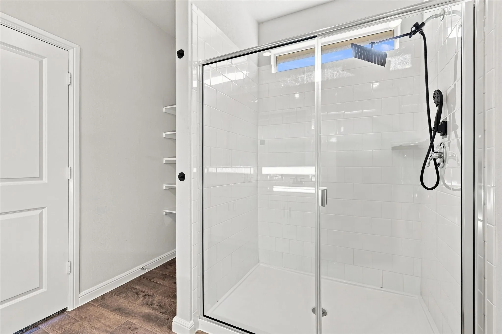 Single Family Residence For Sale in Tarrant County , 416 Passenger Trail, Fort Worth, Texas 76131, 4 Bedroom, 2 Bathroom, 2 Garage spaces, 1,822 Sqft, built in 2023, mls#21364285, Real Estate Agent in Fort Worth, Homes For Sale in Tarrant county, Homes For Sale in Fort Worth, Realtor in Fort Worth Texas, Real Estate Brokerage Independent Realty Texas, Luminita Cordes Realtor