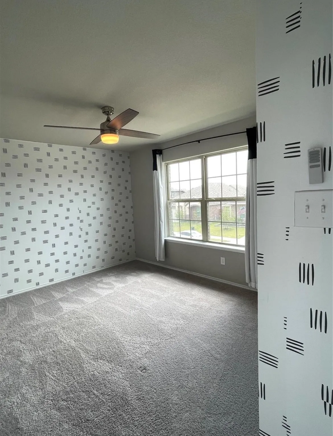 Single Family Residence For Rent in Kaufman County , 3226 Sioux Trail, Crandall, Texas 75114, 4 Bedroom, 3 Bathroom, 2 Garage spaces, 2,232 Sqft, built in 2022, mls#21366715, Real Estate Agent in Crandall, Homes For Rent in Kaufman county, Homes For Rent in Crandall, Realtor in Crandall Texas, Real Estate Brokerage Independent Realty Texas, Luminita Cordes Realtor