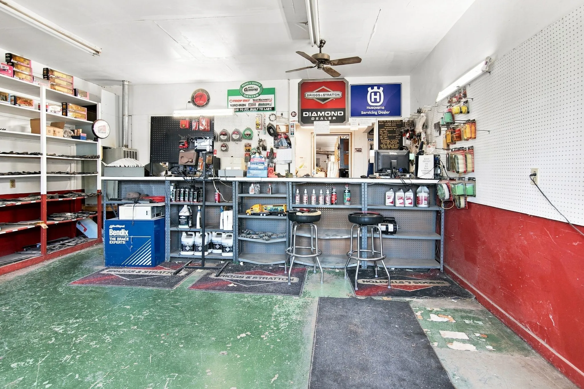 Business For Sale in Denton County , 205 W 4th Street, Justin, Texas 76247, 0, 0, Garage spaces, 0 Sqft, built in 1953, mls#21364895, Real Estate Agent in Justin, Homes For Sale in Denton county, Homes For Sale in Justin, Realtor in Justin Texas, Real Estate Brokerage Independent Realty Texas, Luminita Cordes Realtor