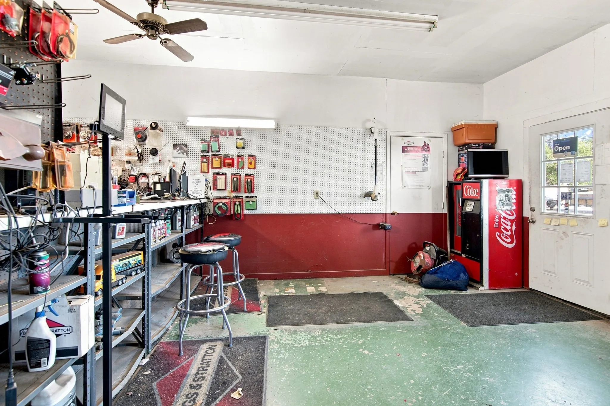 Business For Sale in Denton County , 205 W 4th Street, Justin, Texas 76247, 0, 0, Garage spaces, 0 Sqft, built in 1953, mls#21364895, Real Estate Agent in Justin, Homes For Sale in Denton county, Homes For Sale in Justin, Realtor in Justin Texas, Real Estate Brokerage Independent Realty Texas, Luminita Cordes Realtor