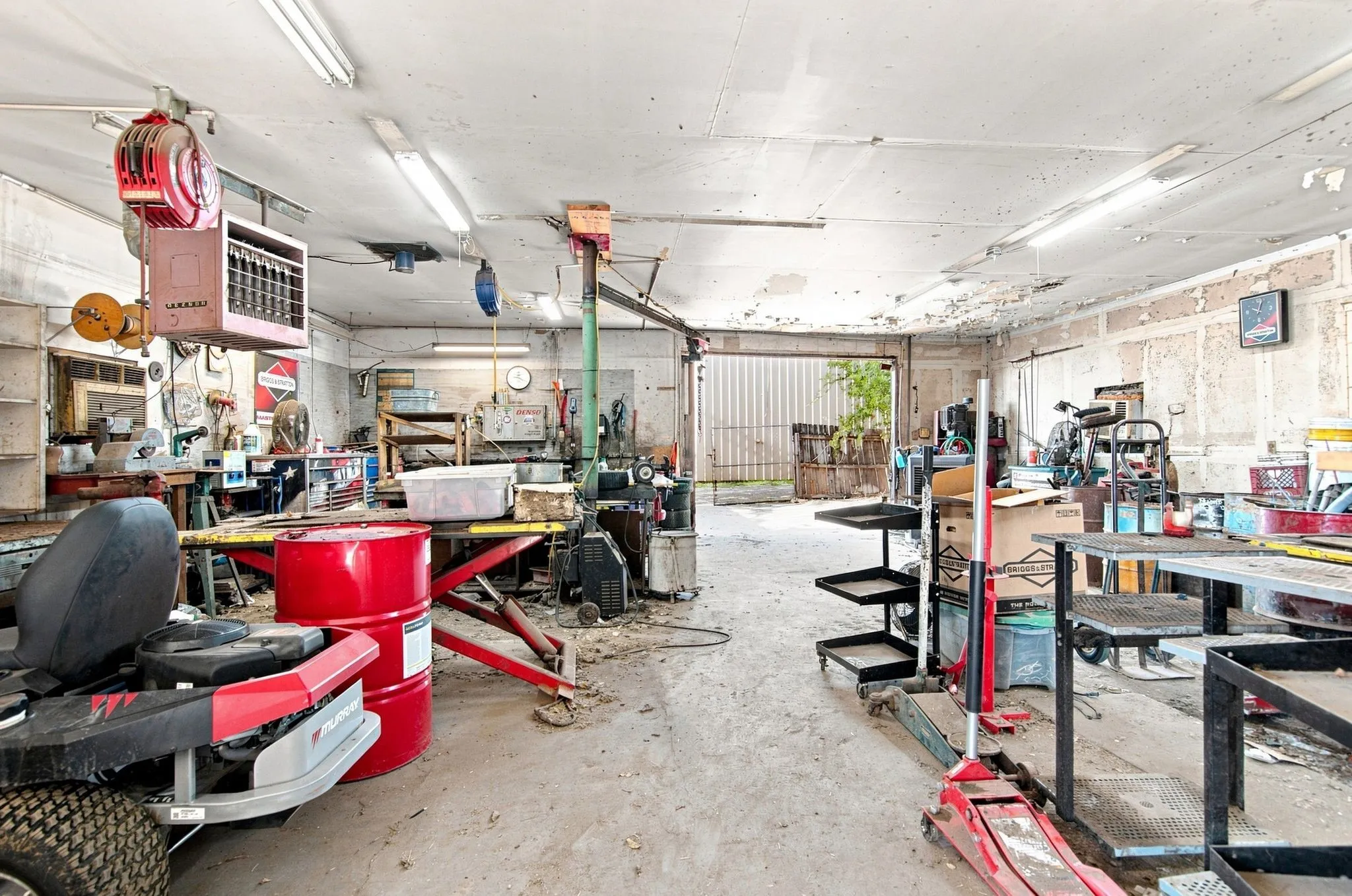 Business For Sale in Denton County , 205 W 4th Street, Justin, Texas 76247, 0, 0, Garage spaces, 0 Sqft, built in 1953, mls#21364895, Real Estate Agent in Justin, Homes For Sale in Denton county, Homes For Sale in Justin, Realtor in Justin Texas, Real Estate Brokerage Independent Realty Texas, Luminita Cordes Realtor