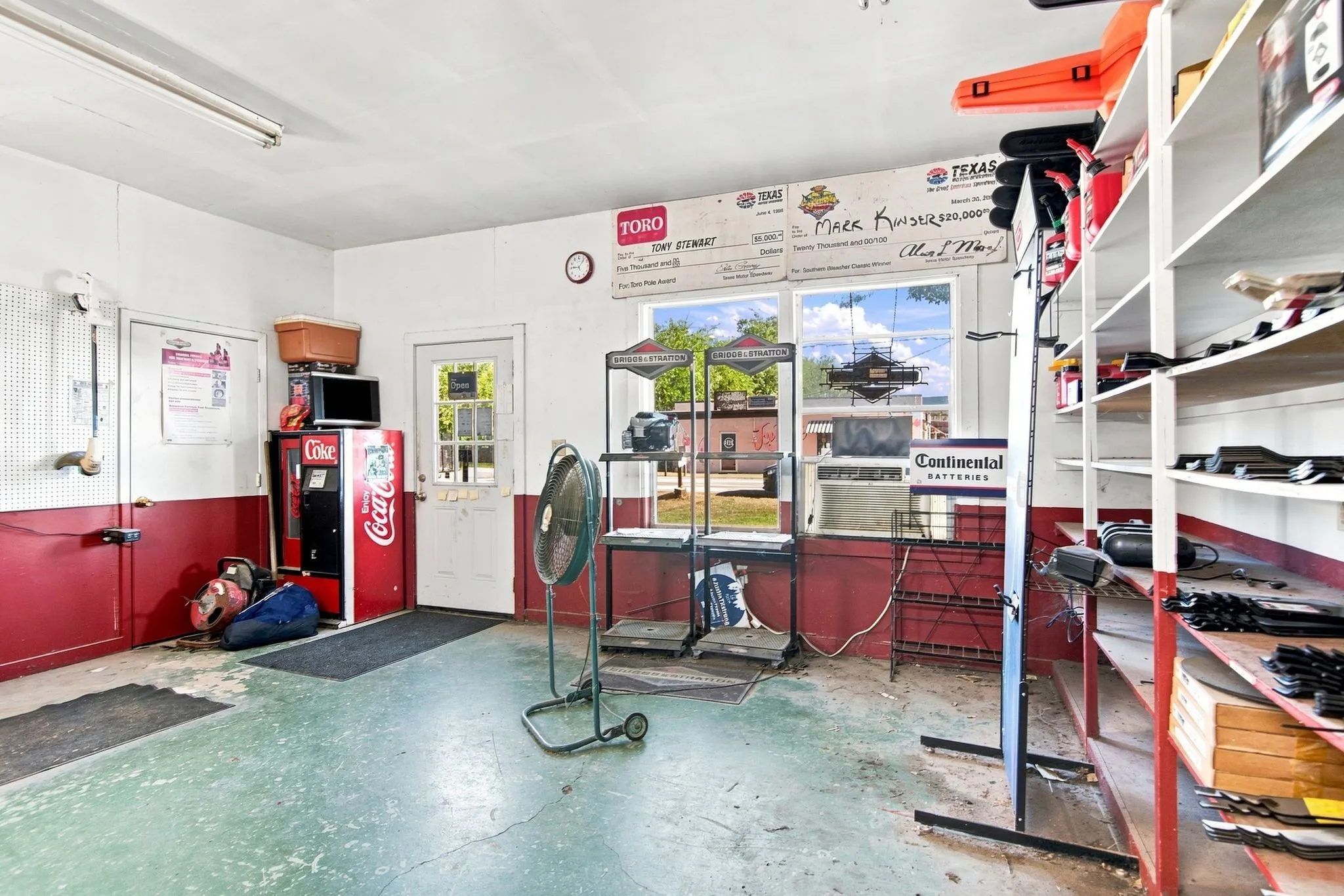Business For Sale in Denton County , 205 W 4th Street, Justin, Texas 76247, 0, 0, Garage spaces, 0 Sqft, built in 1953, mls#21364895, Real Estate Agent in Justin, Homes For Sale in Denton county, Homes For Sale in Justin, Realtor in Justin Texas, Real Estate Brokerage Independent Realty Texas, Luminita Cordes Realtor