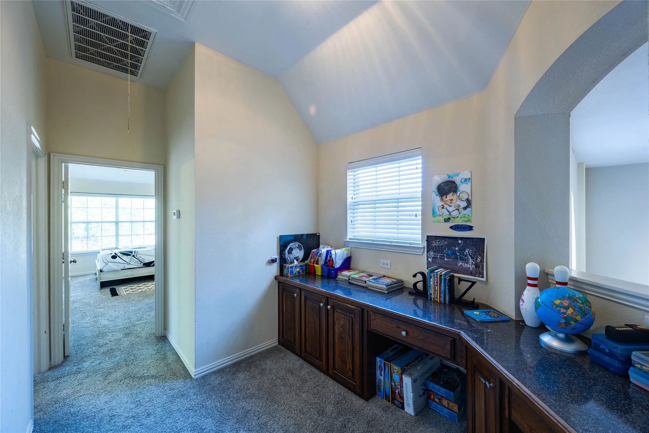 Single Family Residence For Sale in Collin County , 1218 Bridgeway Lane, Allen, Texas 75013, 4 Bedroom, 4 Bathroom, 2 Garage spaces, 4,159 Sqft, built in 2001, Price $718,000, mls#21366689, Real Estate Agent in Allen, Homes For Sale in Collin county, Homes For Sale in Allen, Realtor in Allen Texas, Real Estate Brokerage Independent Realty Texas, Luminita Cordes Realtor