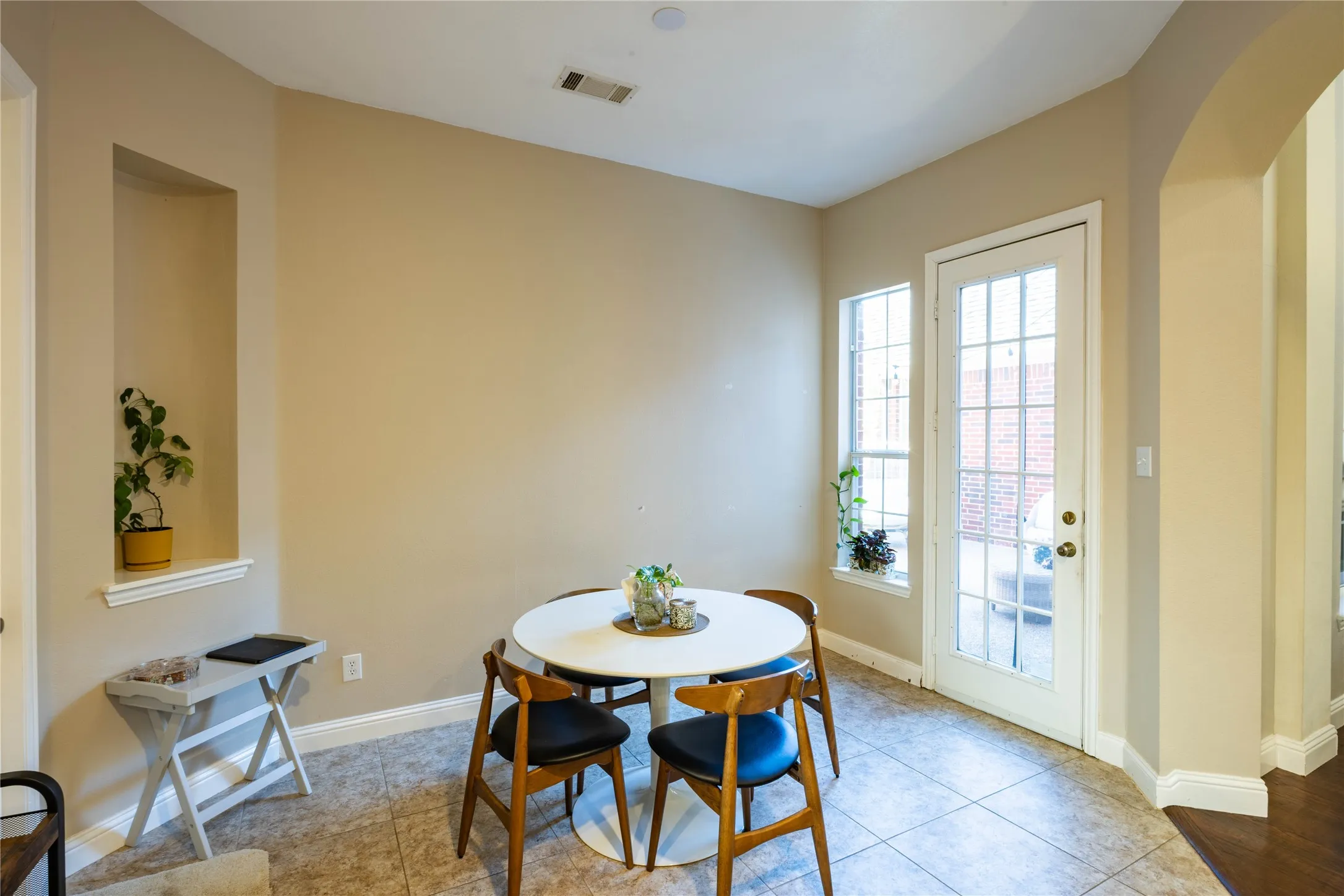 Single Family Residence For Sale in Collin County , 1218 Bridgeway Lane, Allen, Texas 75013, 4 Bedroom, 4 Bathroom, 2 Garage spaces, 4,159 Sqft, built in 2001, Price $718,000, mls#21366689, Real Estate Agent in Allen, Homes For Sale in Collin county, Homes For Sale in Allen, Realtor in Allen Texas, Real Estate Brokerage Independent Realty Texas, Luminita Cordes Realtor