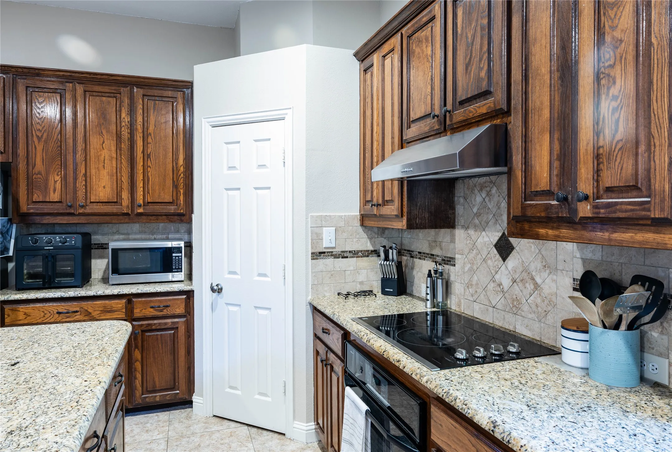 Single Family Residence For Sale in Collin County , 1218 Bridgeway Lane, Allen, Texas 75013, 4 Bedroom, 4 Bathroom, 2 Garage spaces, 4,159 Sqft, built in 2001, Price $718,000, mls#21366689, Real Estate Agent in Allen, Homes For Sale in Collin county, Homes For Sale in Allen, Realtor in Allen Texas, Real Estate Brokerage Independent Realty Texas, Luminita Cordes Realtor