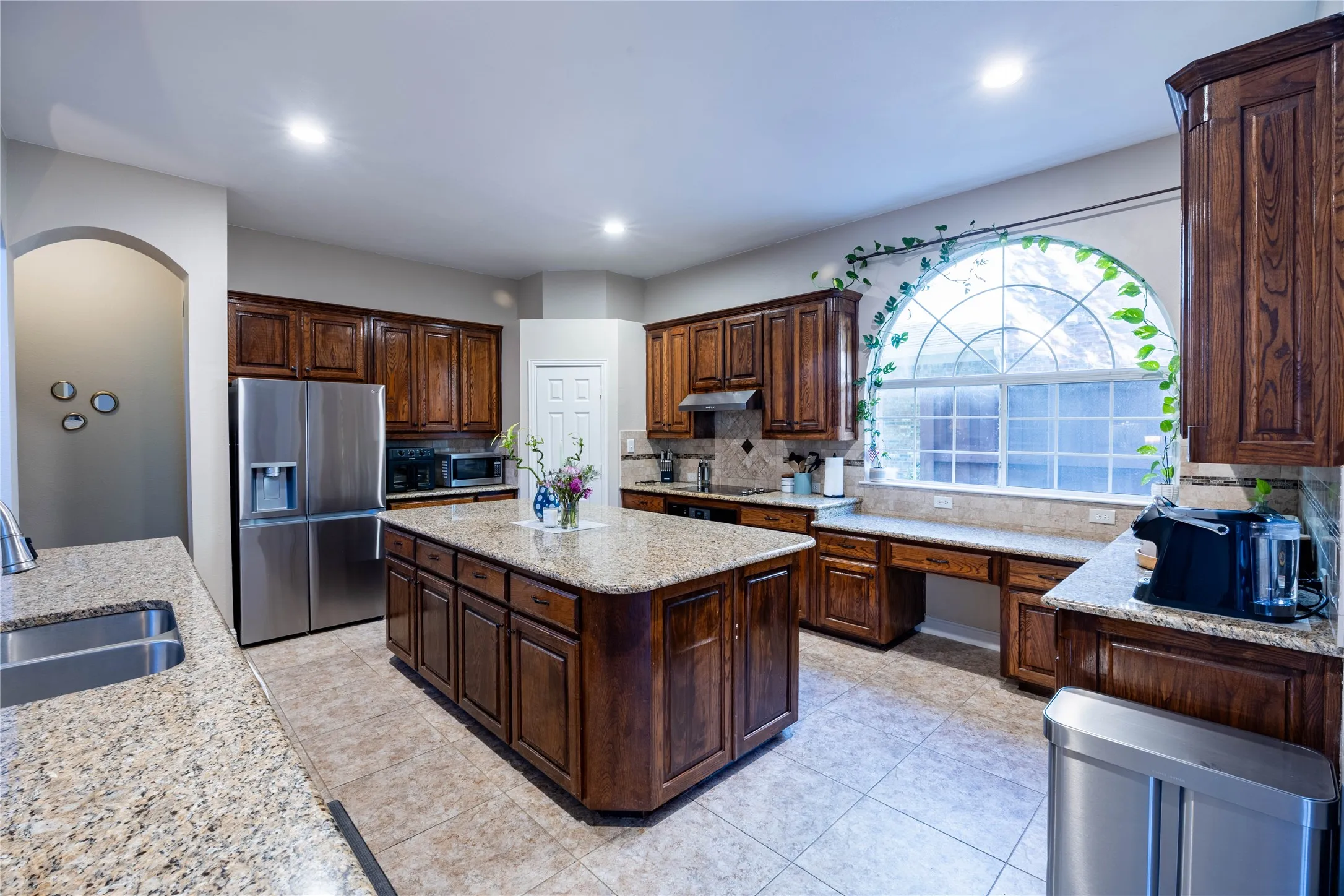 Single Family Residence For Sale in Collin County , 1218 Bridgeway Lane, Allen, Texas 75013, 4 Bedroom, 4 Bathroom, 2 Garage spaces, 4,159 Sqft, built in 2001, Price $718,000, mls#21366689, Real Estate Agent in Allen, Homes For Sale in Collin county, Homes For Sale in Allen, Realtor in Allen Texas, Real Estate Brokerage Independent Realty Texas, Luminita Cordes Realtor