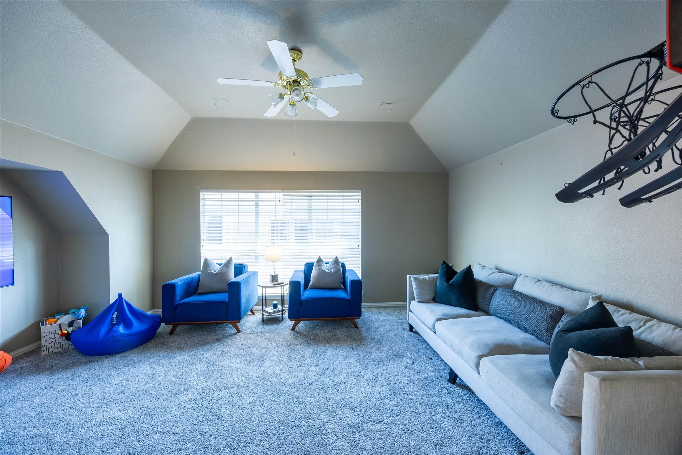 Single Family Residence For Sale in Collin County , 1218 Bridgeway Lane, Allen, Texas 75013, 4 Bedroom, 4 Bathroom, 2 Garage spaces, 4,159 Sqft, built in 2001, Price $718,000, mls#21366689, Real Estate Agent in Allen, Homes For Sale in Collin county, Homes For Sale in Allen, Realtor in Allen Texas, Real Estate Brokerage Independent Realty Texas, Luminita Cordes Realtor