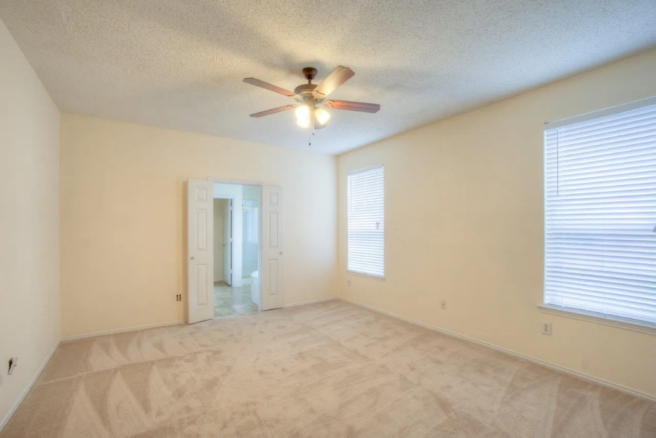 Single Family Residence For Rent in Denton County , 1369 Colby Drive, Lewisville, Texas 75067, 4 Bedroom, 3 Bathroom, 2 Garage spaces, 2,298 Sqft, built in 1996, mls#21366720, Real Estate Agent in Lewisville, Homes For Rent in Denton county, Homes For Rent in Lewisville, Realtor in Lewisville Texas, Real Estate Brokerage Independent Realty Texas, Luminita Cordes Realtor