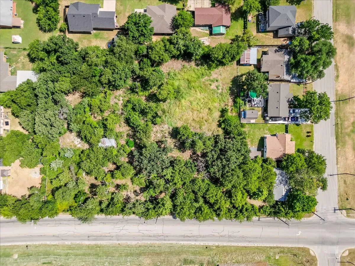 Unimproved Land For Sale in Parker County , 410 N Mill Street, Weatherford, Texas 76086, 0, 0, Garage spaces, 0 Sqft, built in 1966, mls#21366448, Real Estate Agent in Weatherford, Homes For Sale in Parker county, Homes For Sale in Weatherford, Realtor in Weatherford Texas, Real Estate Brokerage Independent Realty Texas, Luminita Cordes Realtor