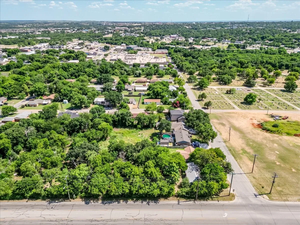 Unimproved Land For Sale in Parker County , 410 N Mill Street, Weatherford, Texas 76086, 0, 0, Garage spaces, 0 Sqft, built in 1966, mls#21366448, Real Estate Agent in Weatherford, Homes For Sale in Parker county, Homes For Sale in Weatherford, Realtor in Weatherford Texas, Real Estate Brokerage Independent Realty Texas, Luminita Cordes Realtor