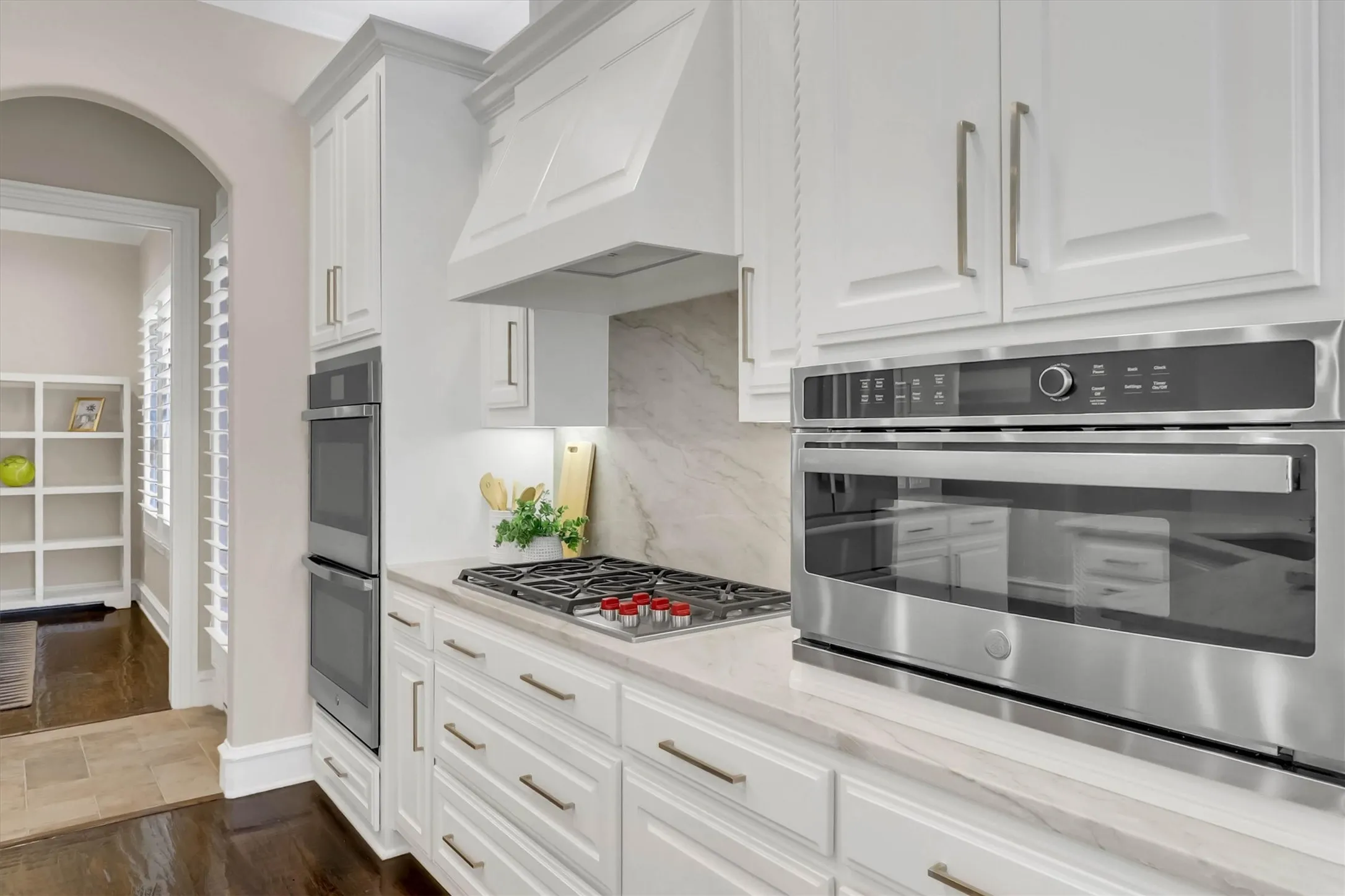 Single Family Residence For Sale in Collin County , 45 Secluded Pond Drive, Frisco, Texas 75034, 4 Bedroom, 3 Bathroom, 2 Garage spaces, 2,976 Sqft, built in 2006, mls#21366550, Real Estate Agent in Frisco, Homes For Sale in Collin county, Homes For Sale in Frisco, Realtor in Frisco Texas, Real Estate Brokerage Independent Realty Texas, Luminita Cordes Realtor