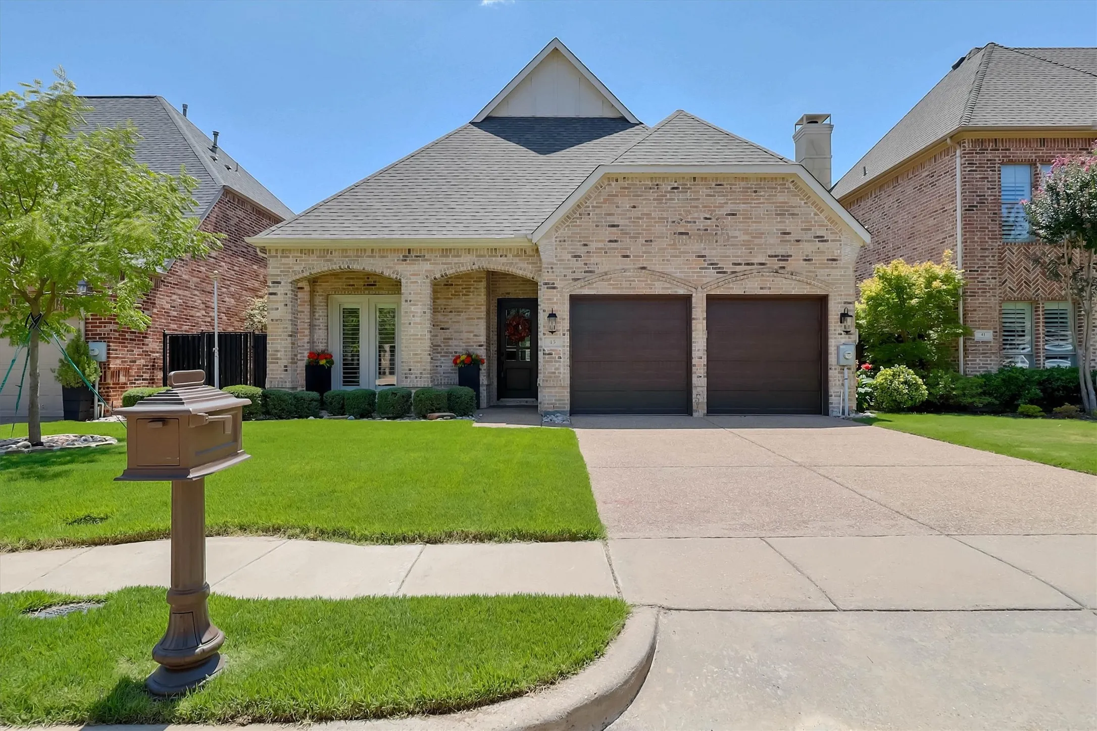 Single Family Residence For Sale in Collin County , 45 Secluded Pond Drive, Frisco, Texas 75034, 4 Bedroom, 3 Bathroom, 2 Garage spaces, 2,976 Sqft, built in 2006, mls#21366550, Real Estate Agent in Frisco, Homes For Sale in Collin county, Homes For Sale in Frisco, Realtor in Frisco Texas, Real Estate Brokerage Independent Realty Texas, Luminita Cordes Realtor