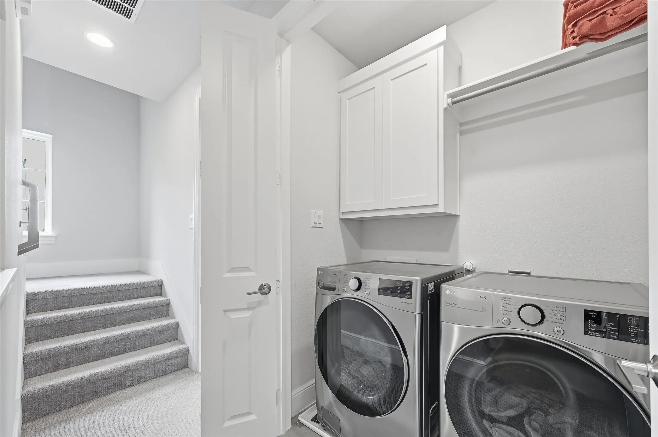 Condominium For Sale in Dallas County , 1900 Caddo Street 2, Dallas, Texas 75204, 2 Bedroom, 3 Bathroom, 2 Garage spaces, 1,450 Sqft, built in 2018, mls#21366588, Real Estate Agent in Dallas, Homes For Sale in Dallas county, Homes For Sale in Dallas, Realtor in Dallas Texas, Real Estate Brokerage Independent Realty Texas, Luminita Cordes Realtor