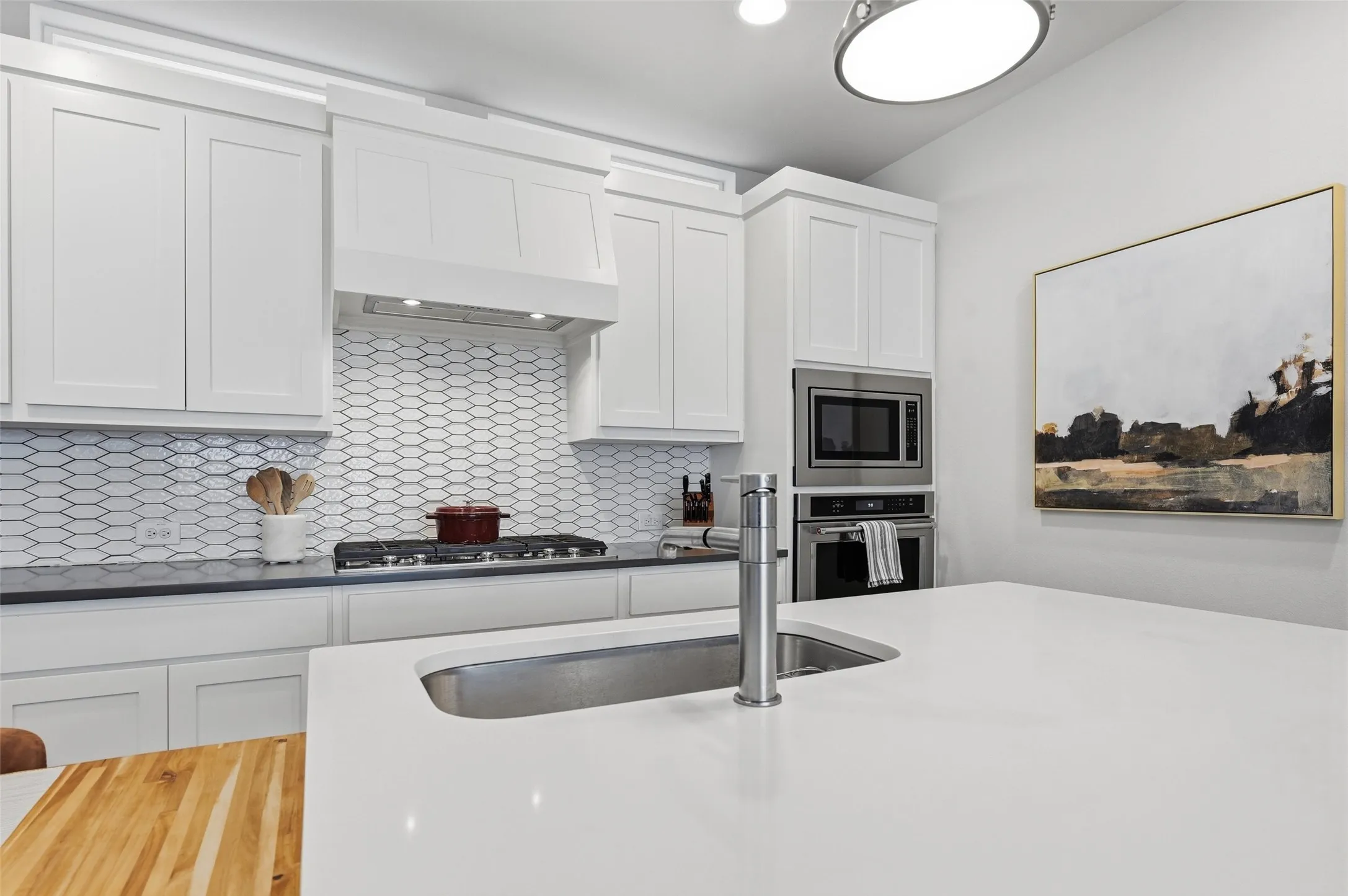 Condominium For Sale in Dallas County , 1900 Caddo Street 2, Dallas, Texas 75204, 2 Bedroom, 3 Bathroom, 2 Garage spaces, 1,450 Sqft, built in 2018, mls#21366588, Real Estate Agent in Dallas, Homes For Sale in Dallas county, Homes For Sale in Dallas, Realtor in Dallas Texas, Real Estate Brokerage Independent Realty Texas, Luminita Cordes Realtor