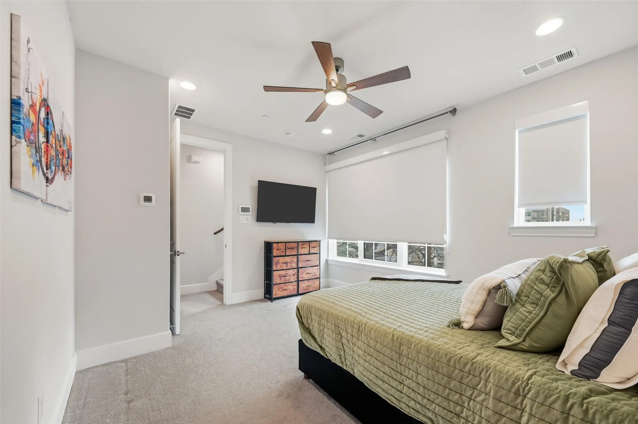 Condominium For Sale in Dallas County , 1900 Caddo Street 2, Dallas, Texas 75204, 2 Bedroom, 3 Bathroom, 2 Garage spaces, 1,450 Sqft, built in 2018, mls#21366588, Real Estate Agent in Dallas, Homes For Sale in Dallas county, Homes For Sale in Dallas, Realtor in Dallas Texas, Real Estate Brokerage Independent Realty Texas, Luminita Cordes Realtor