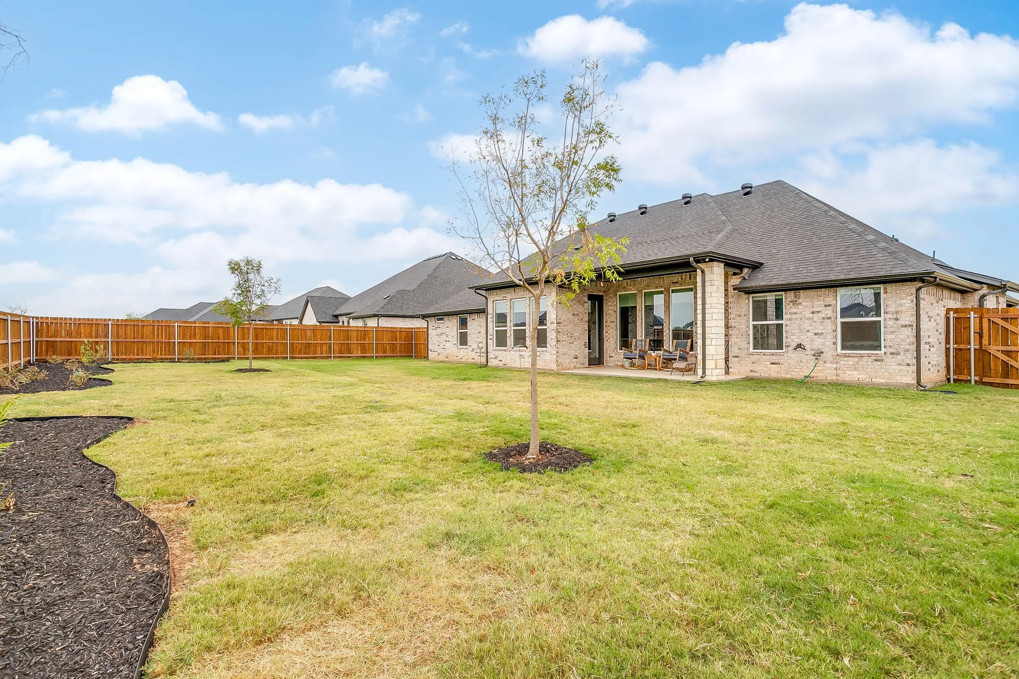 Single Family Residence For Sale in Hood County , 2172 Middlewood Circle, Granbury, Texas 76049, 5 Bedroom, 3 Bathroom, 3 Garage spaces, 2,728 Sqft, built in 2025, mls#21365712, Real Estate Agent in Granbury, Homes For Sale in Hood county, Homes For Sale in Granbury, Realtor in Granbury Texas, Real Estate Brokerage Independent Realty Texas, Luminita Cordes Realtor