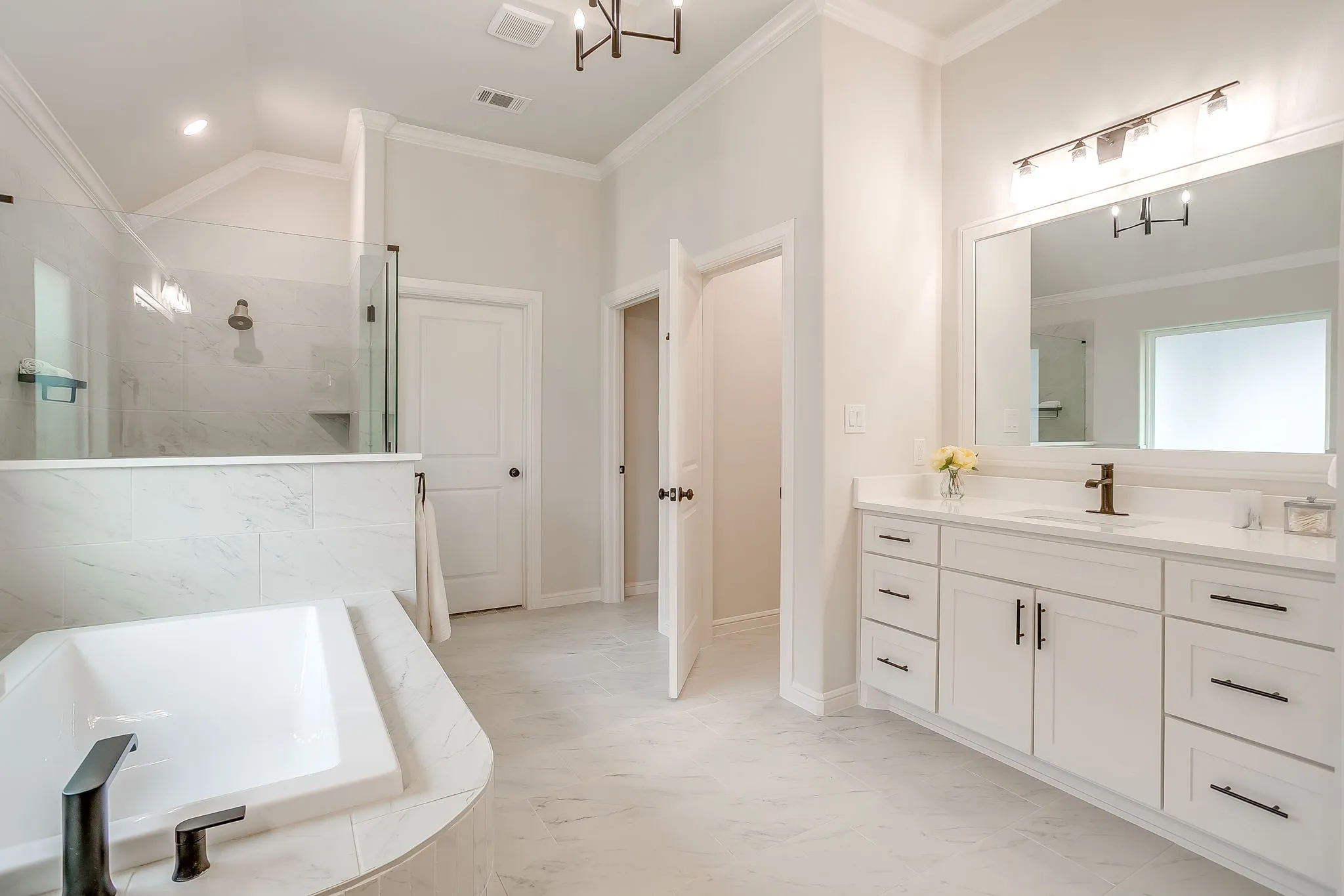 Single Family Residence For Sale in Hood County , 2172 Middlewood Circle, Granbury, Texas 76049, 5 Bedroom, 3 Bathroom, 3 Garage spaces, 2,728 Sqft, built in 2025, mls#21365712, Real Estate Agent in Granbury, Homes For Sale in Hood county, Homes For Sale in Granbury, Realtor in Granbury Texas, Real Estate Brokerage Independent Realty Texas, Luminita Cordes Realtor