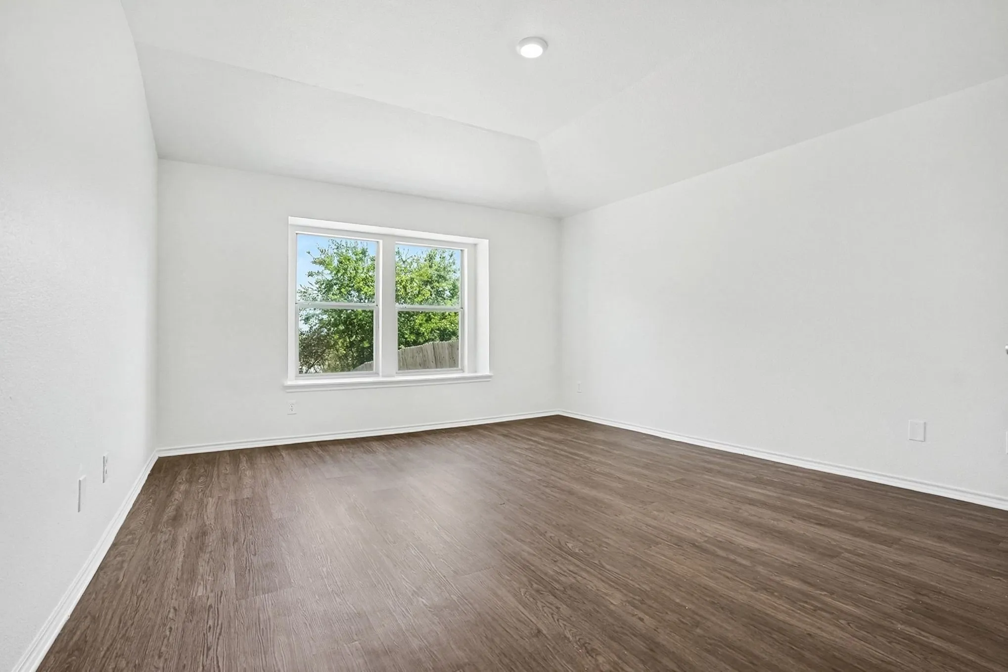 Single Family Residence For Sale in Dallas County , 2640 Pioneer Bluffs Road, Balch Springs, Texas 75181, 3 Bedroom, 2 Bathroom, 2 Garage spaces, 1,680 Sqft, built in 2007, mls#21362570, Real Estate Agent in Balch Springs, Homes For Sale in Dallas county, Homes For Sale in Balch Springs, Realtor in Balch Springs Texas, Real Estate Brokerage Independent Realty Texas, Luminita Cordes Realtor