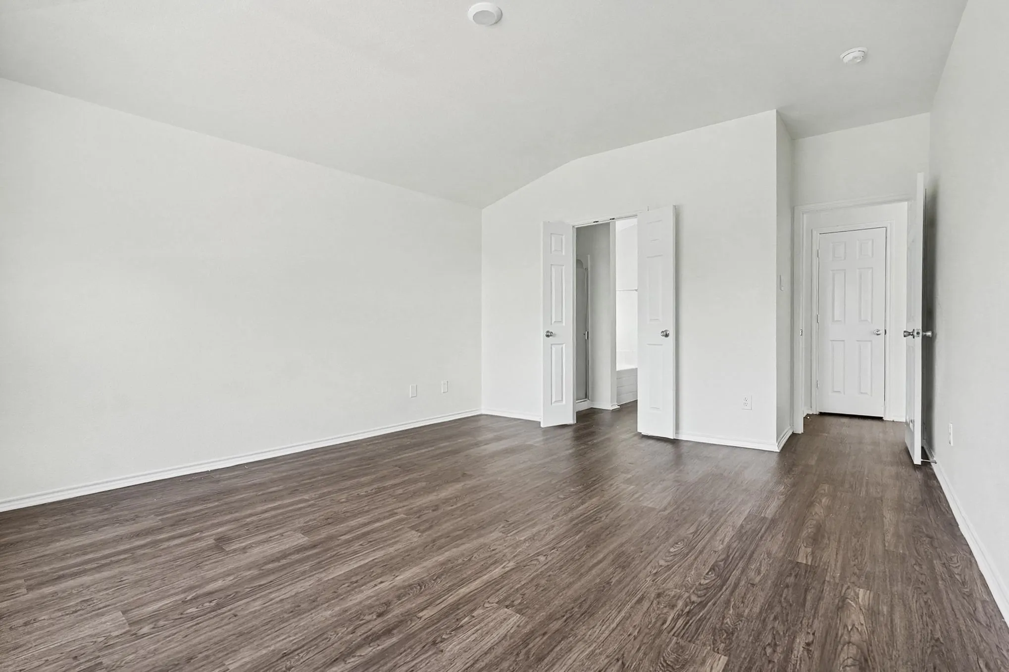 Single Family Residence For Sale in Dallas County , 2640 Pioneer Bluffs Road, Balch Springs, Texas 75181, 3 Bedroom, 2 Bathroom, 2 Garage spaces, 1,680 Sqft, built in 2007, mls#21362570, Real Estate Agent in Balch Springs, Homes For Sale in Dallas county, Homes For Sale in Balch Springs, Realtor in Balch Springs Texas, Real Estate Brokerage Independent Realty Texas, Luminita Cordes Realtor