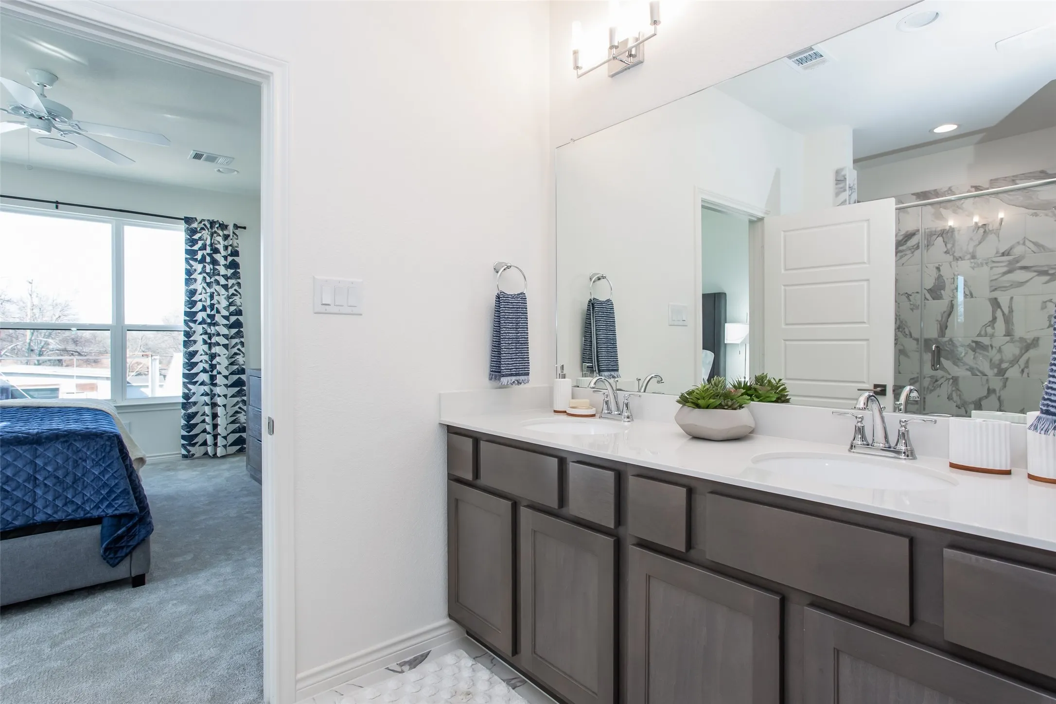 Townhouse For Rent in Tarrant County , 2803 Stanley Avenue, Fort Worth, Texas 76110, 3 Bedroom, 3 Bathroom, 2 Garage spaces, 1,906 Sqft, built in 2021, mls#21366741, Real Estate Agent in Fort Worth, Homes For Rent in Tarrant county, Homes For Rent in Fort Worth, Realtor in Fort Worth Texas, Real Estate Brokerage Independent Realty Texas, Luminita Cordes Realtor