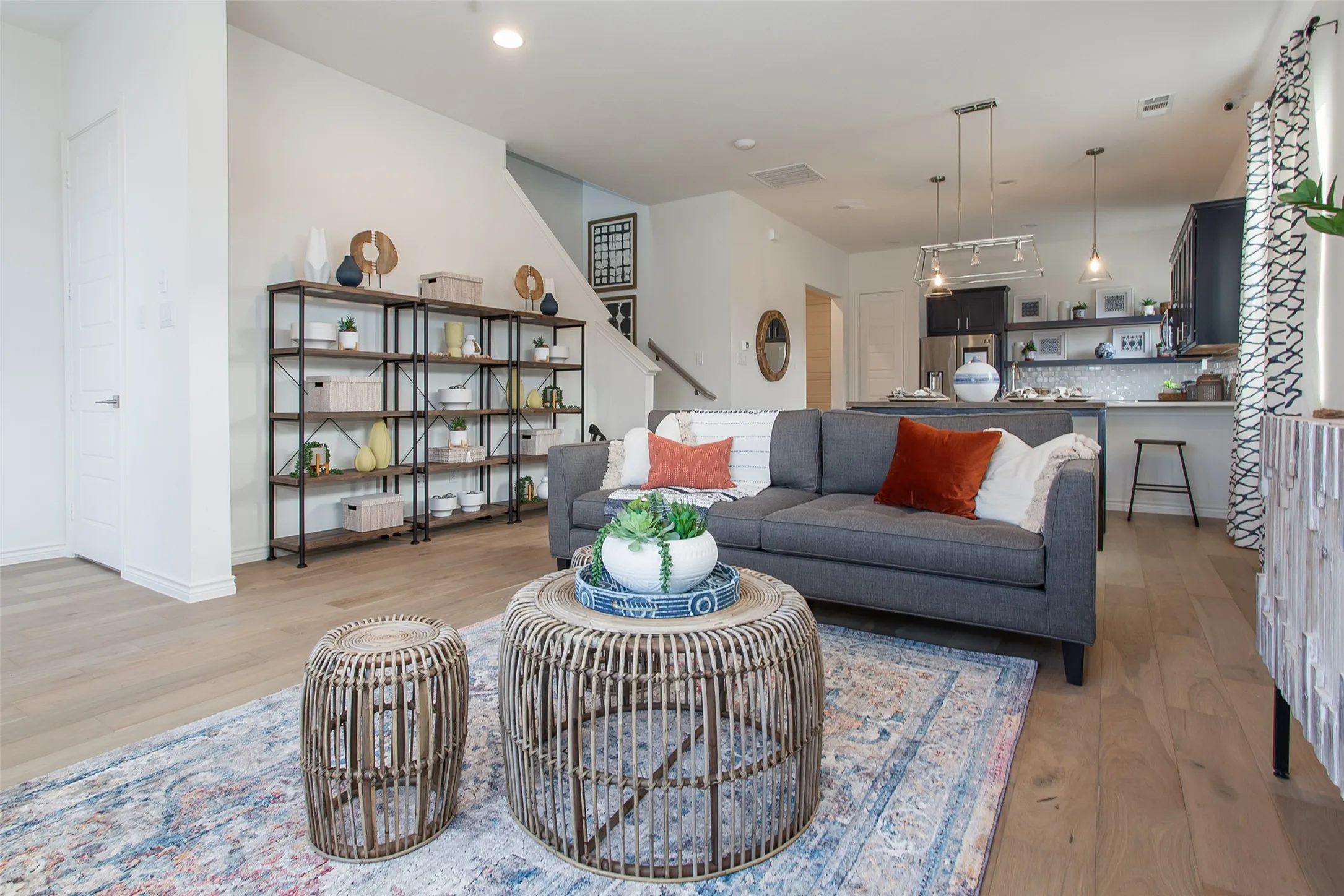 Townhouse For Rent in Tarrant County , 2803 Stanley Avenue, Fort Worth, Texas 76110, 3 Bedroom, 3 Bathroom, 2 Garage spaces, 1,906 Sqft, built in 2021, mls#21366741, Real Estate Agent in Fort Worth, Homes For Rent in Tarrant county, Homes For Rent in Fort Worth, Realtor in Fort Worth Texas, Real Estate Brokerage Independent Realty Texas, Luminita Cordes Realtor