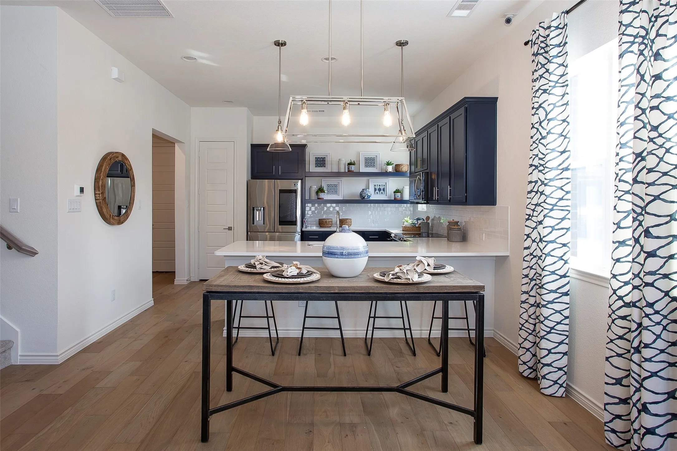 Townhouse For Rent in Tarrant County , 2803 Stanley Avenue, Fort Worth, Texas 76110, 3 Bedroom, 3 Bathroom, 2 Garage spaces, 1,906 Sqft, built in 2021, mls#21366741, Real Estate Agent in Fort Worth, Homes For Rent in Tarrant county, Homes For Rent in Fort Worth, Realtor in Fort Worth Texas, Real Estate Brokerage Independent Realty Texas, Luminita Cordes Realtor