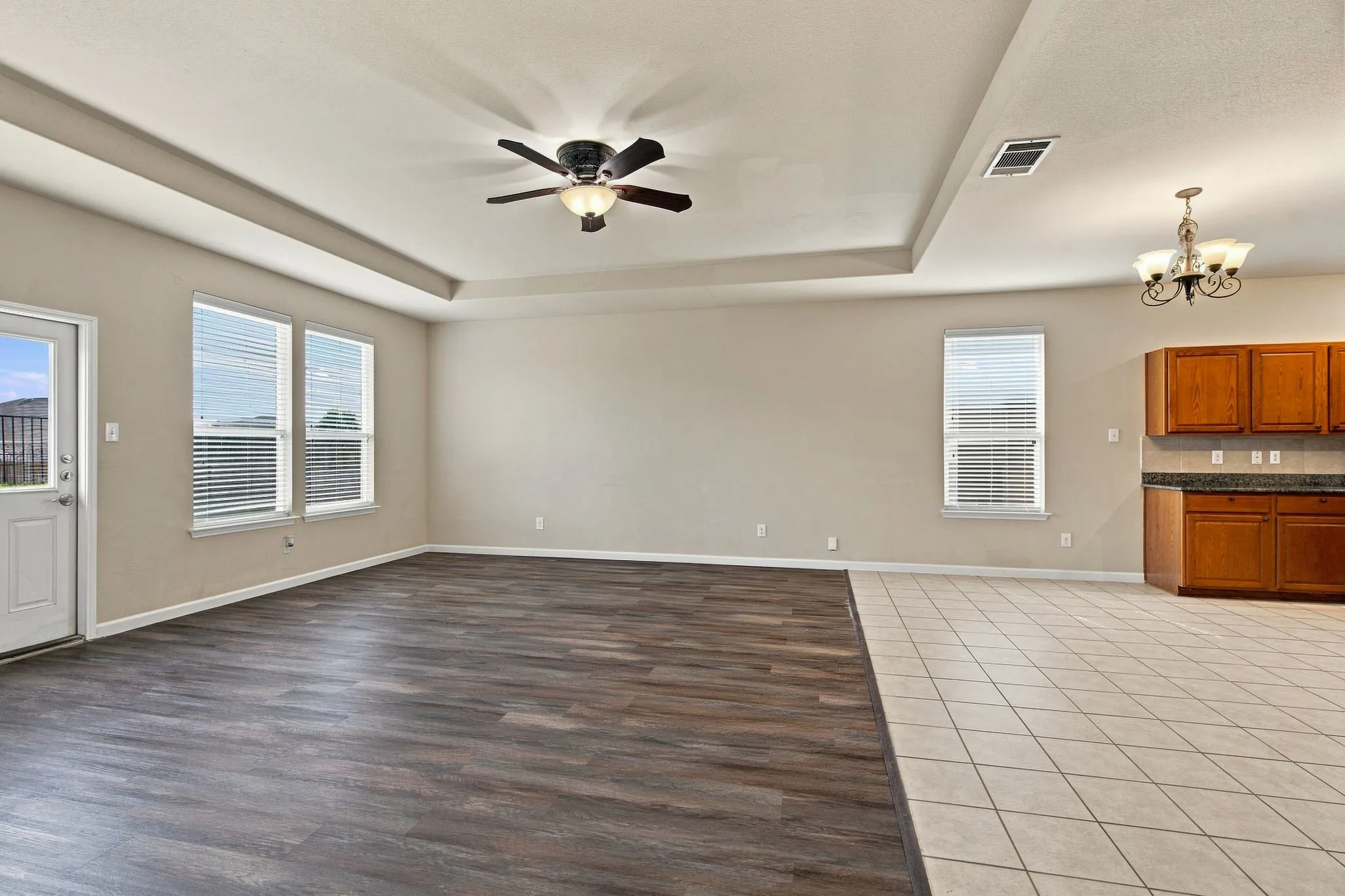 Single Family Residence For Sale in Tarrant County , 2332 Angoni Way, Fort Worth, Texas 76131, 4 Bedroom, 2 Bathroom, 2 Garage spaces, 2,136 Sqft, built in 2012, mls#21366749, Real Estate Agent in Fort Worth, Homes For Sale in Tarrant county, Homes For Sale in Fort Worth, Realtor in Fort Worth Texas, Real Estate Brokerage Independent Realty Texas, Luminita Cordes Realtor