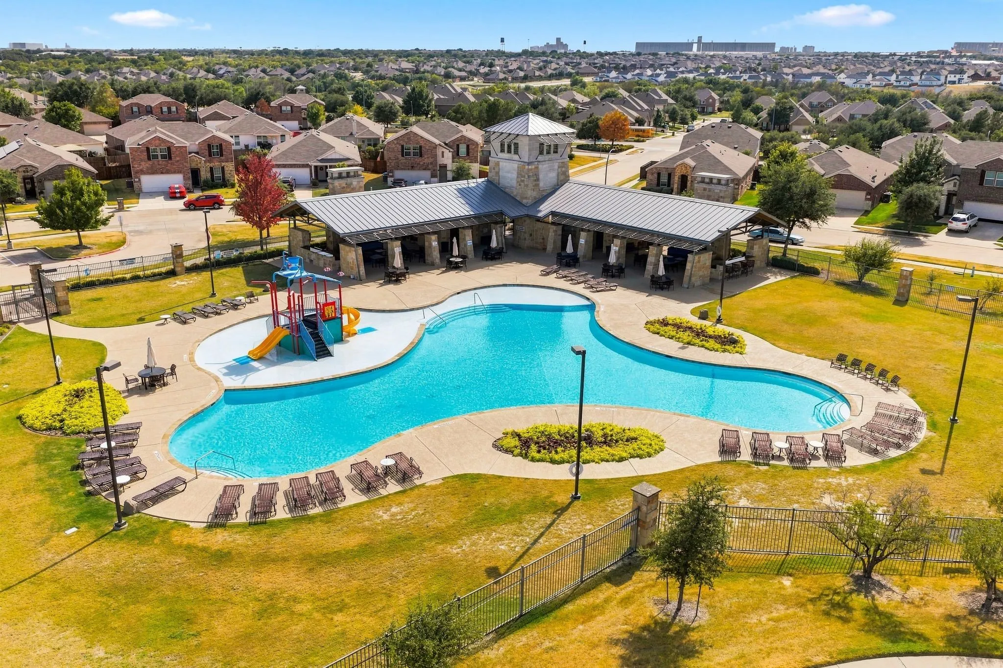 Single Family Residence For Sale in Tarrant County , 2332 Angoni Way, Fort Worth, Texas 76131, 4 Bedroom, 2 Bathroom, 2 Garage spaces, 2,136 Sqft, built in 2012, mls#21366749, Real Estate Agent in Fort Worth, Homes For Sale in Tarrant county, Homes For Sale in Fort Worth, Realtor in Fort Worth Texas, Real Estate Brokerage Independent Realty Texas, Luminita Cordes Realtor