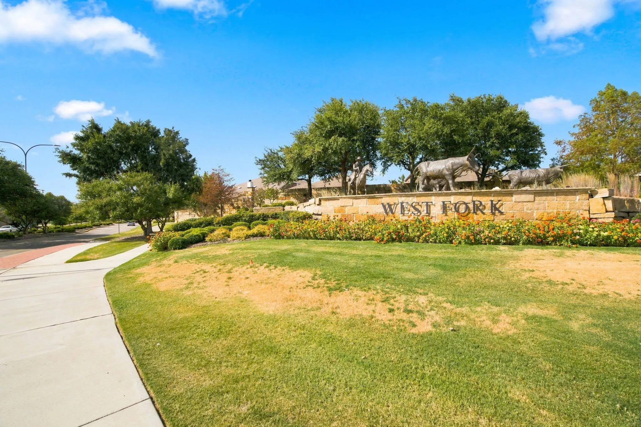 Single Family Residence For Sale in Tarrant County , 2332 Angoni Way, Fort Worth, Texas 76131, 4 Bedroom, 2 Bathroom, 2 Garage spaces, 2,136 Sqft, built in 2012, mls#21366749, Real Estate Agent in Fort Worth, Homes For Sale in Tarrant county, Homes For Sale in Fort Worth, Realtor in Fort Worth Texas, Real Estate Brokerage Independent Realty Texas, Luminita Cordes Realtor