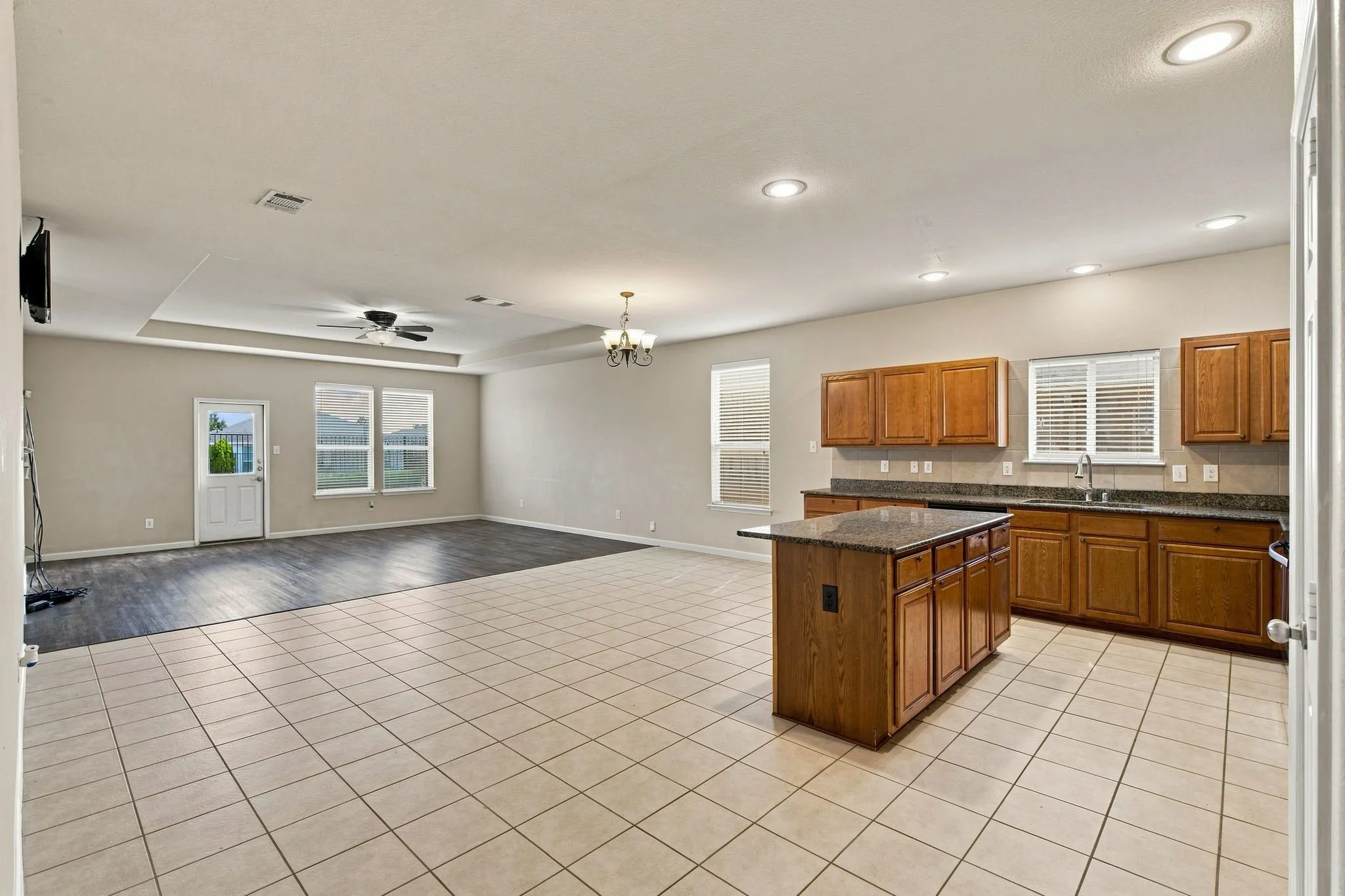 Single Family Residence For Sale in Tarrant County , 2332 Angoni Way, Fort Worth, Texas 76131, 4 Bedroom, 2 Bathroom, 2 Garage spaces, 2,136 Sqft, built in 2012, mls#21366749, Real Estate Agent in Fort Worth, Homes For Sale in Tarrant county, Homes For Sale in Fort Worth, Realtor in Fort Worth Texas, Real Estate Brokerage Independent Realty Texas, Luminita Cordes Realtor