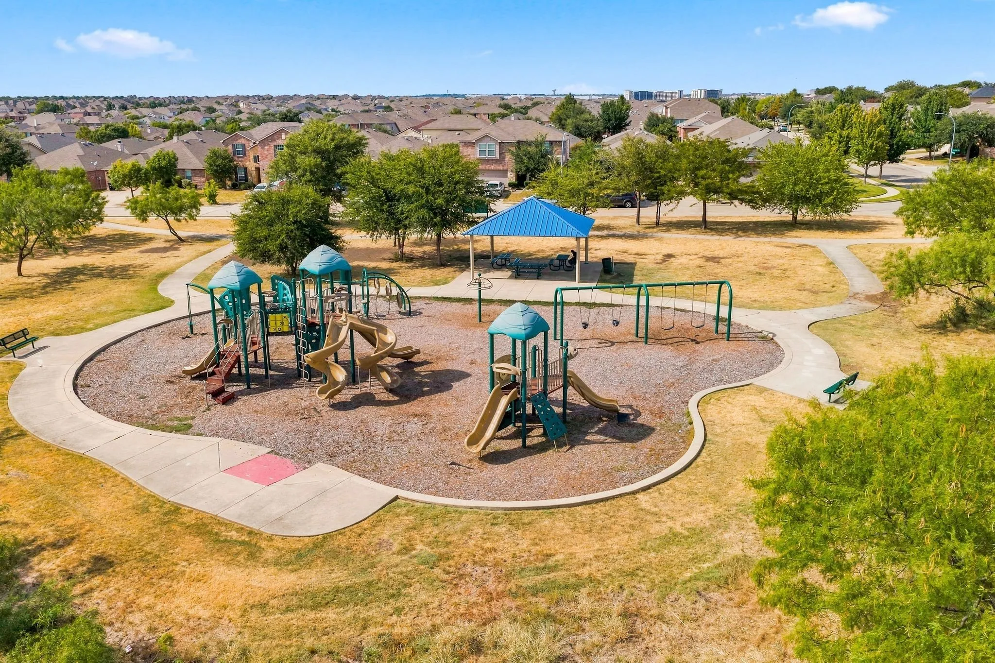 Single Family Residence For Sale in Tarrant County , 2332 Angoni Way, Fort Worth, Texas 76131, 4 Bedroom, 2 Bathroom, 2 Garage spaces, 2,136 Sqft, built in 2012, mls#21366749, Real Estate Agent in Fort Worth, Homes For Sale in Tarrant county, Homes For Sale in Fort Worth, Realtor in Fort Worth Texas, Real Estate Brokerage Independent Realty Texas, Luminita Cordes Realtor