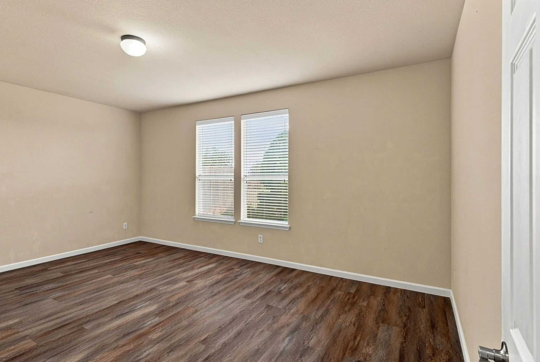Single Family Residence For Sale in Tarrant County , 2332 Angoni Way, Fort Worth, Texas 76131, 4 Bedroom, 2 Bathroom, 2 Garage spaces, 2,136 Sqft, built in 2012, mls#21366749, Real Estate Agent in Fort Worth, Homes For Sale in Tarrant county, Homes For Sale in Fort Worth, Realtor in Fort Worth Texas, Real Estate Brokerage Independent Realty Texas, Luminita Cordes Realtor